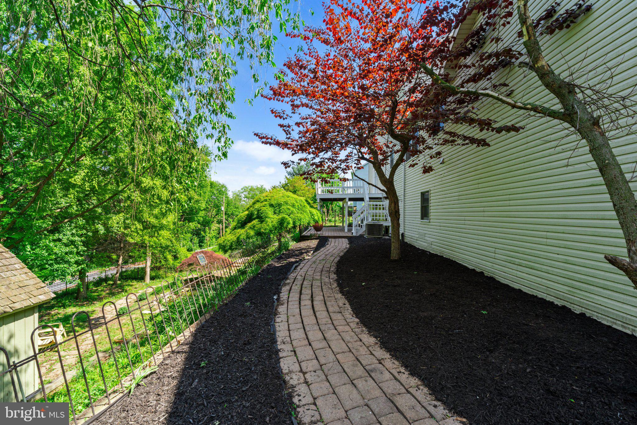 FLORIBUNDA HEIGHTS - Residential