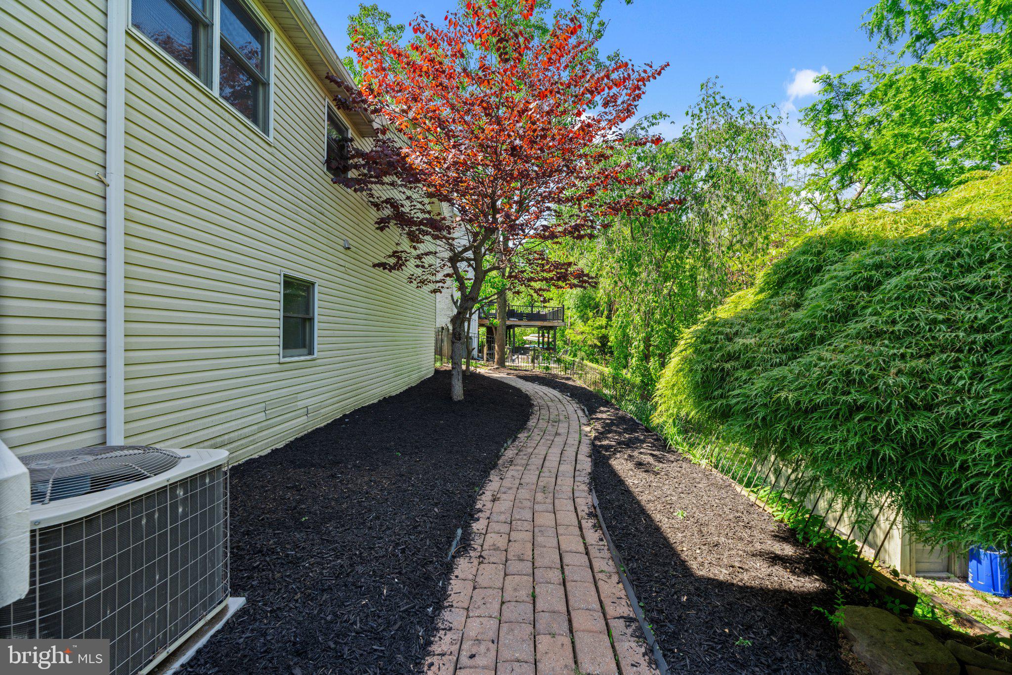 FLORIBUNDA HEIGHTS - Residential