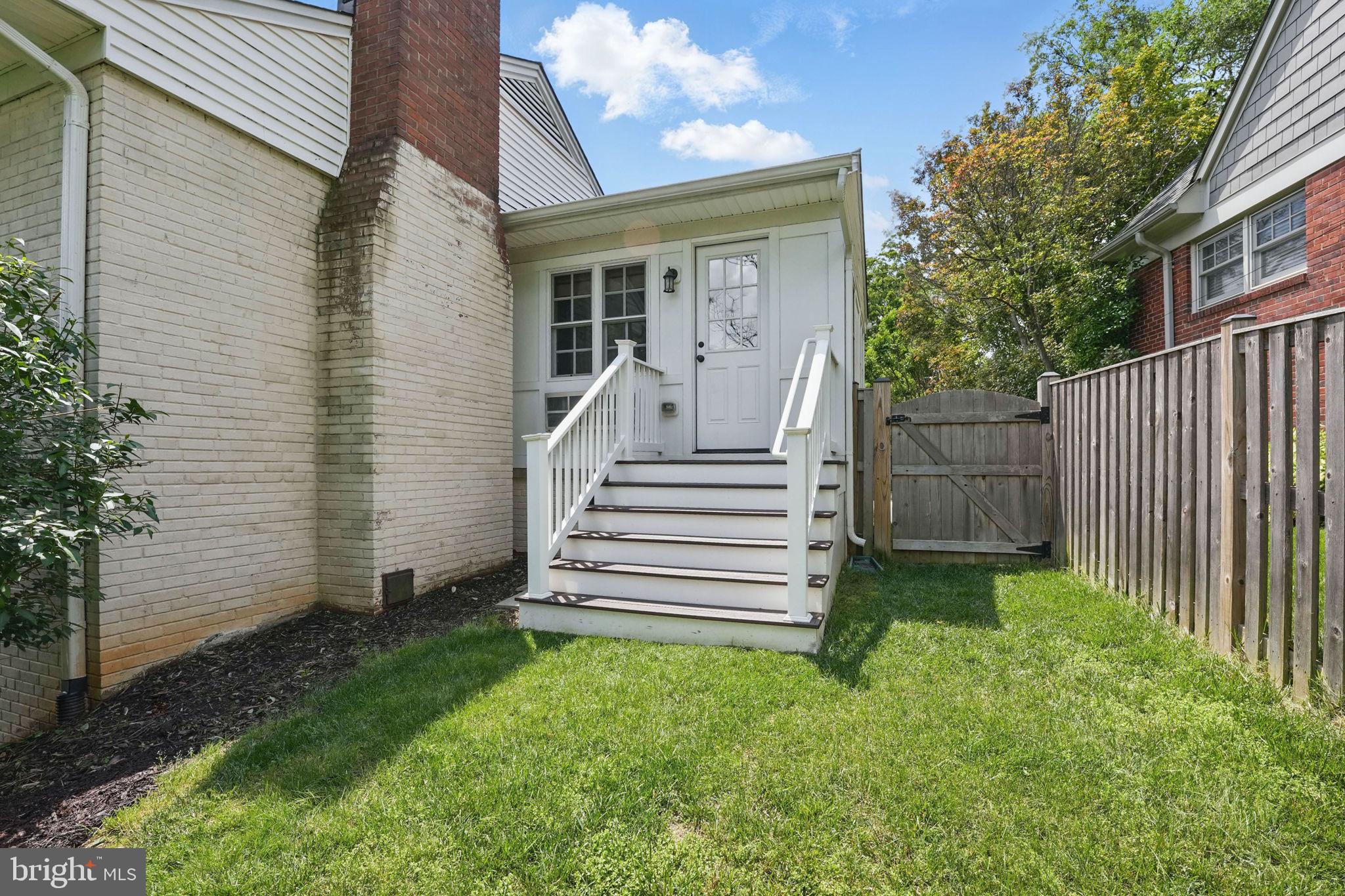 DOVER BALMORAL RIVERWOOD - Residential