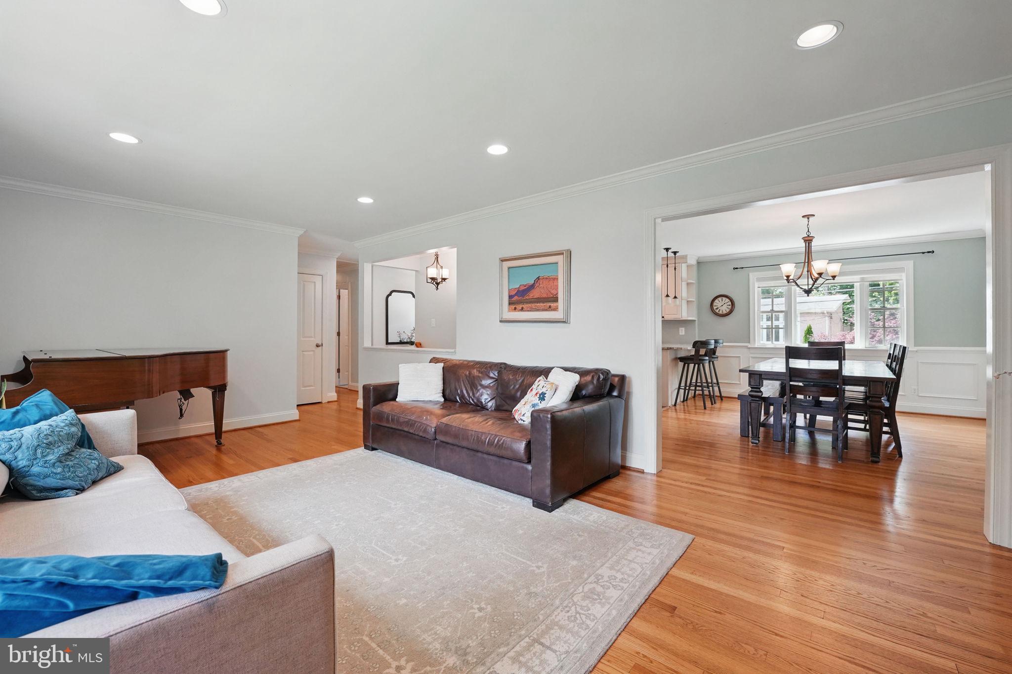 DOVER BALMORAL RIVERWOOD - Residential