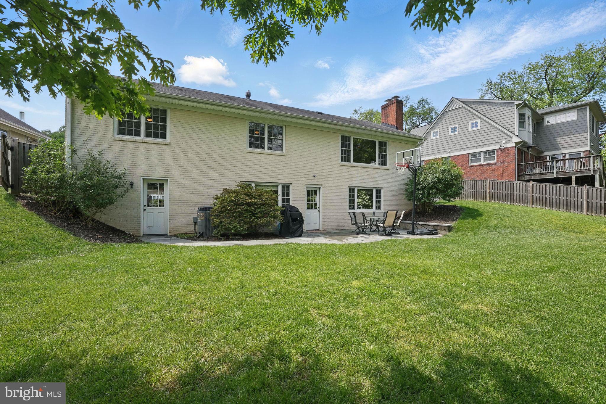 DOVER BALMORAL RIVERWOOD - Residential