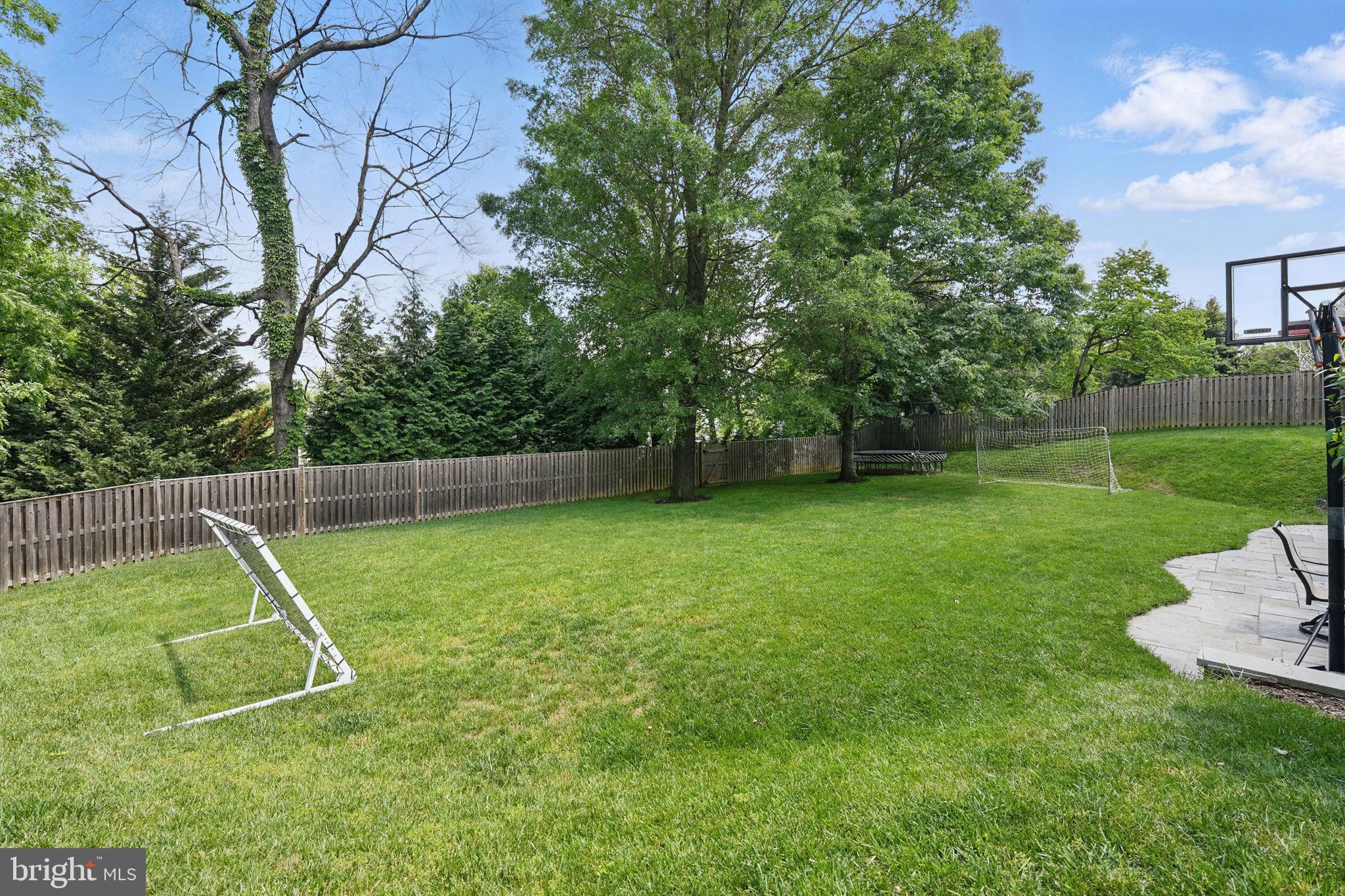 DOVER BALMORAL RIVERWOOD - Residential