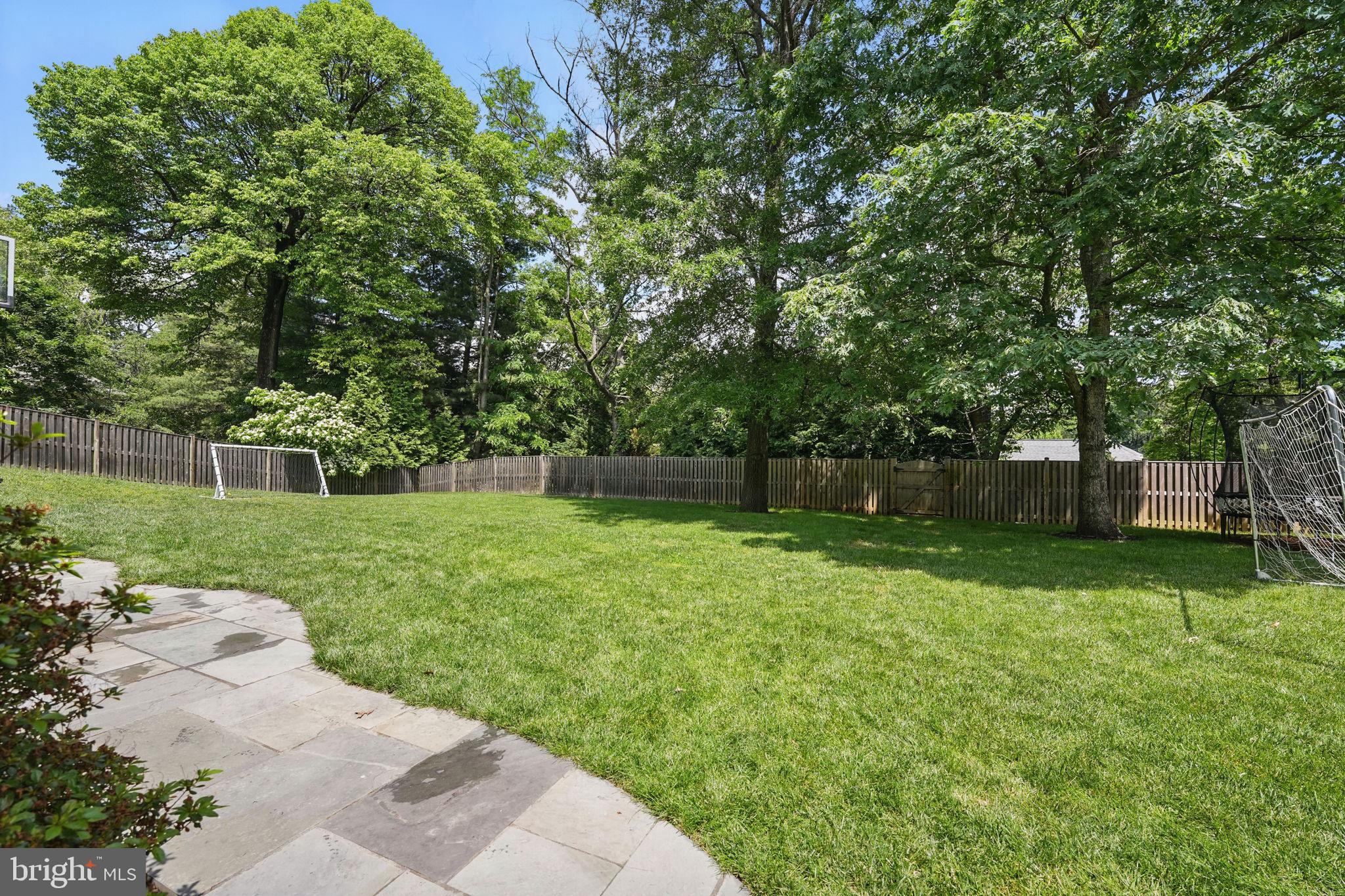 DOVER BALMORAL RIVERWOOD - Residential