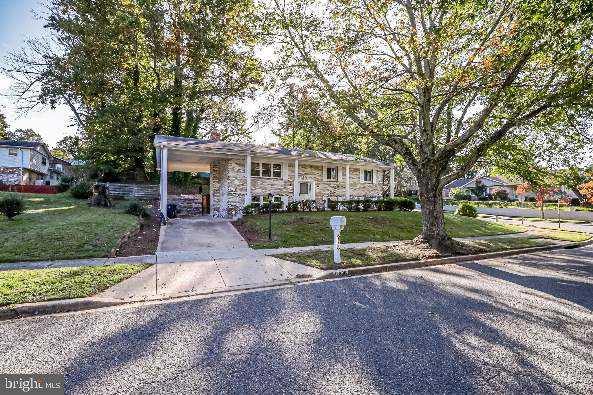 WARBURTON MANOR - Residential