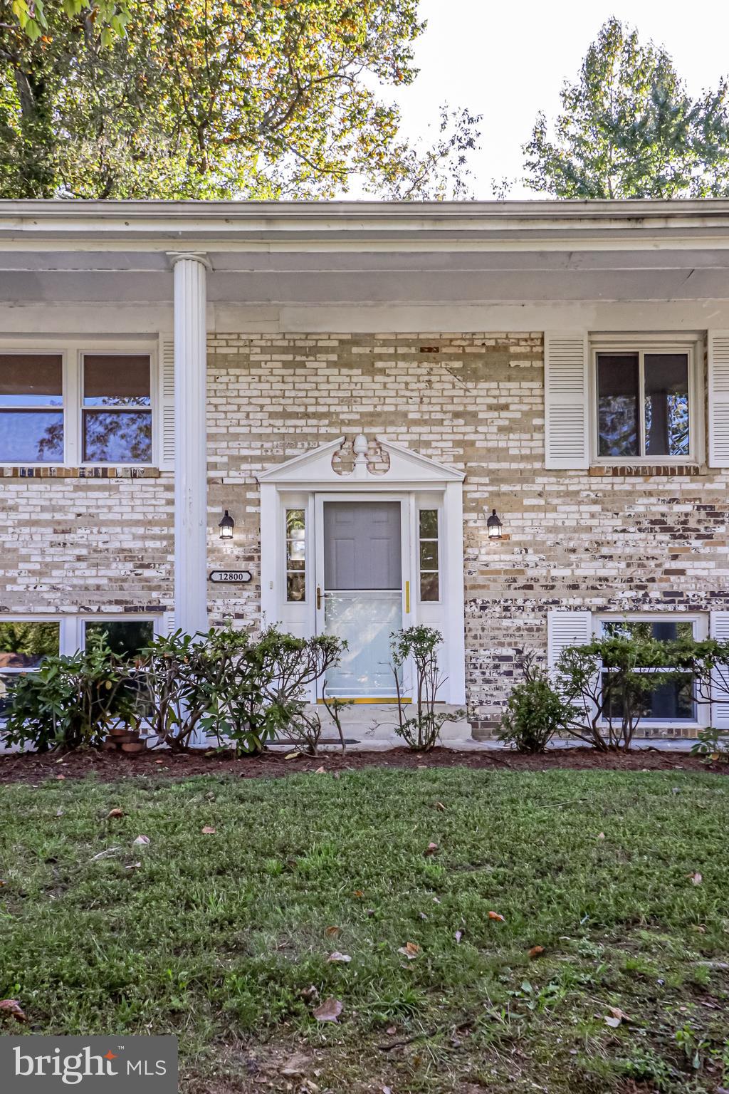 WARBURTON MANOR - Residential