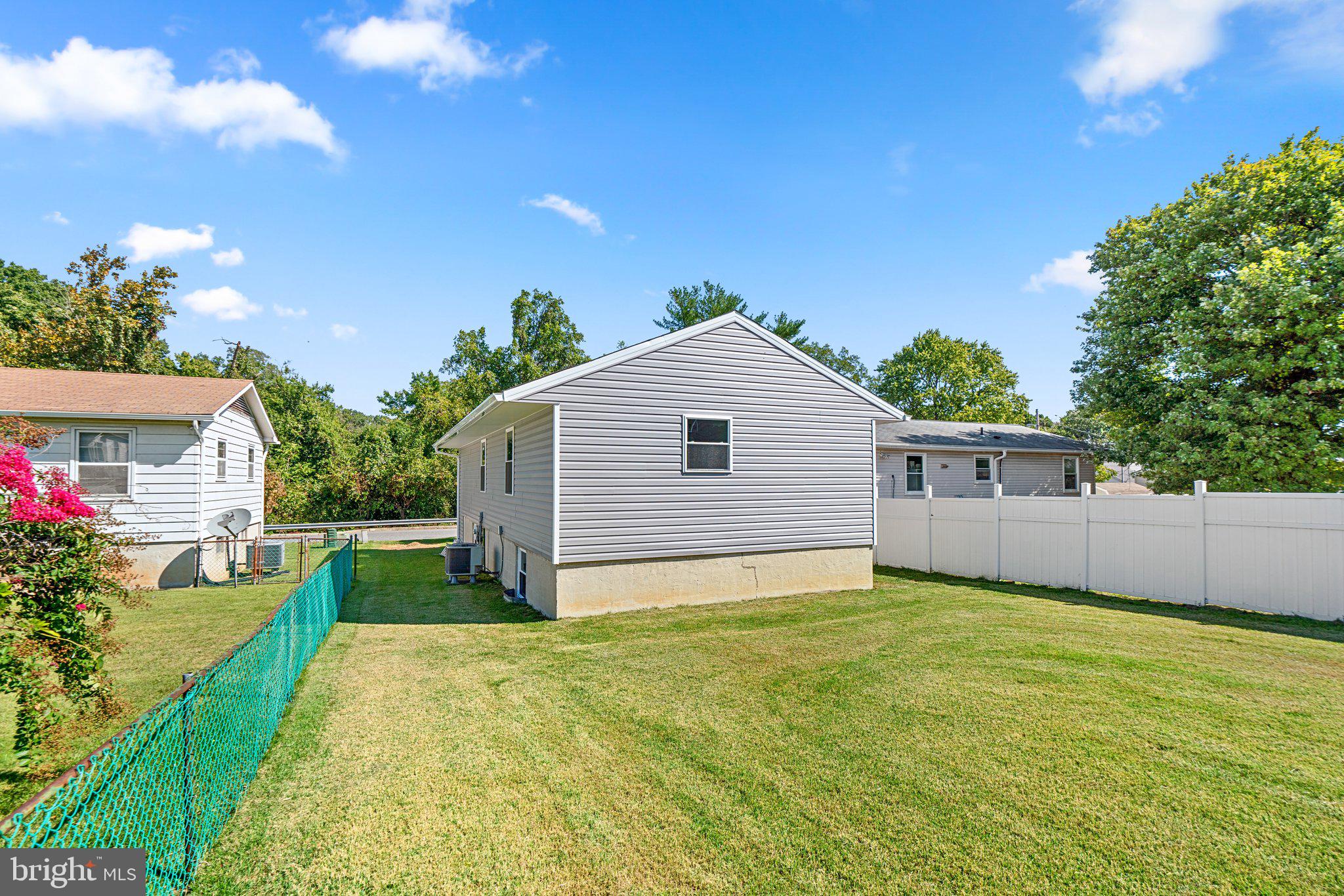 ROSEMONT - Residential