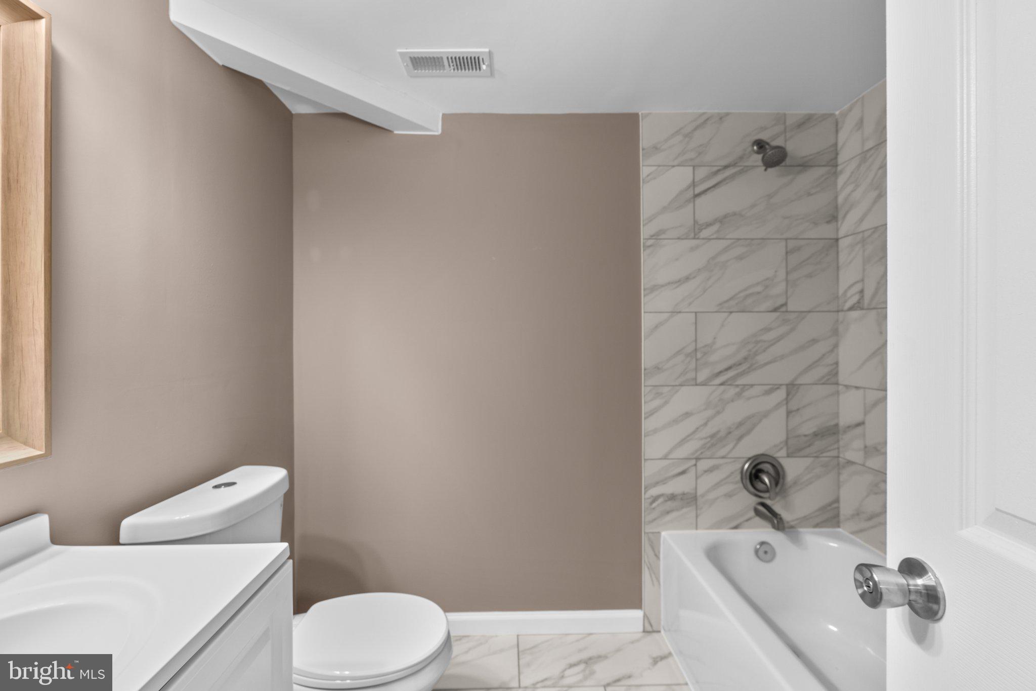 ROSEMONT - Residential