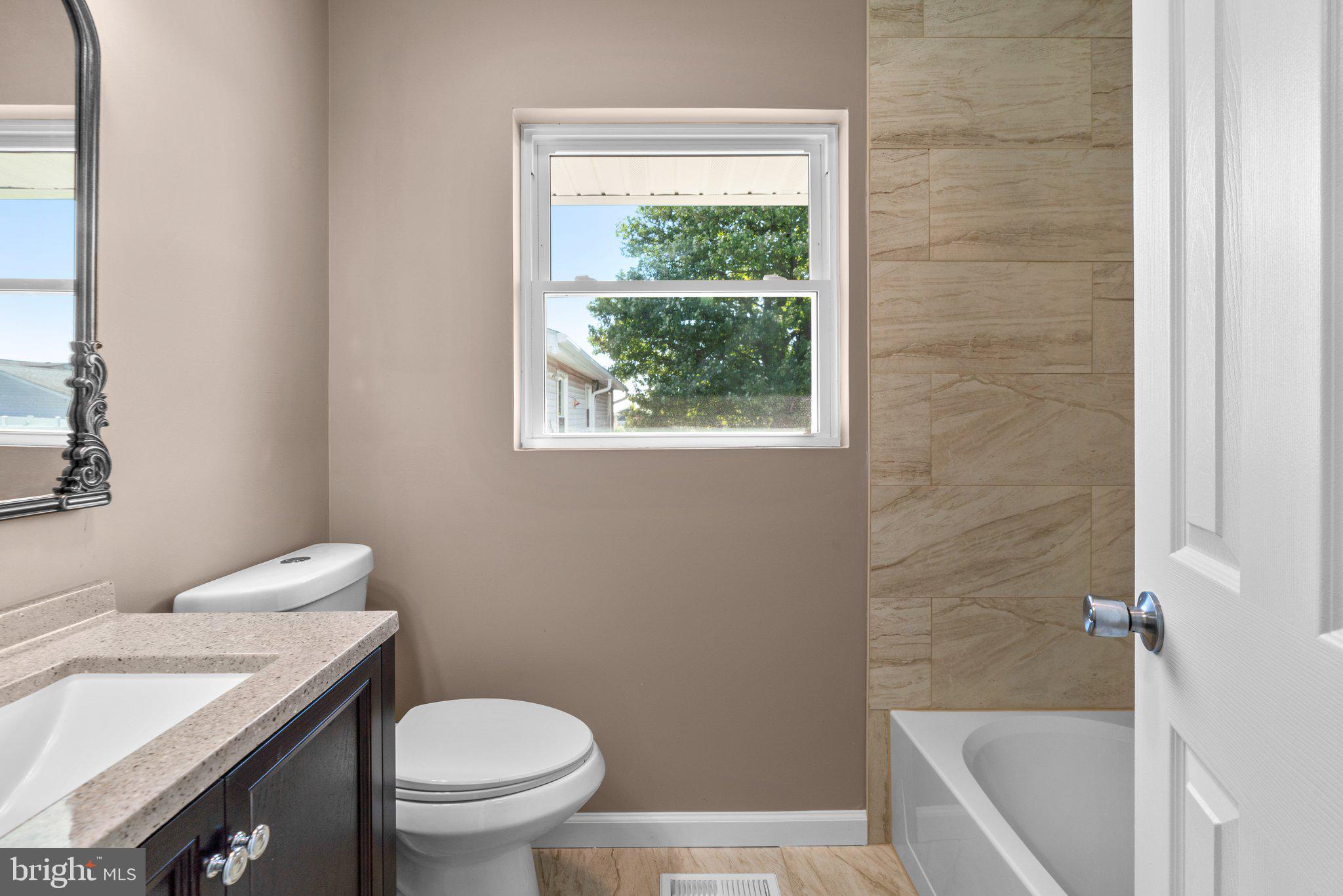 ROSEMONT - Residential