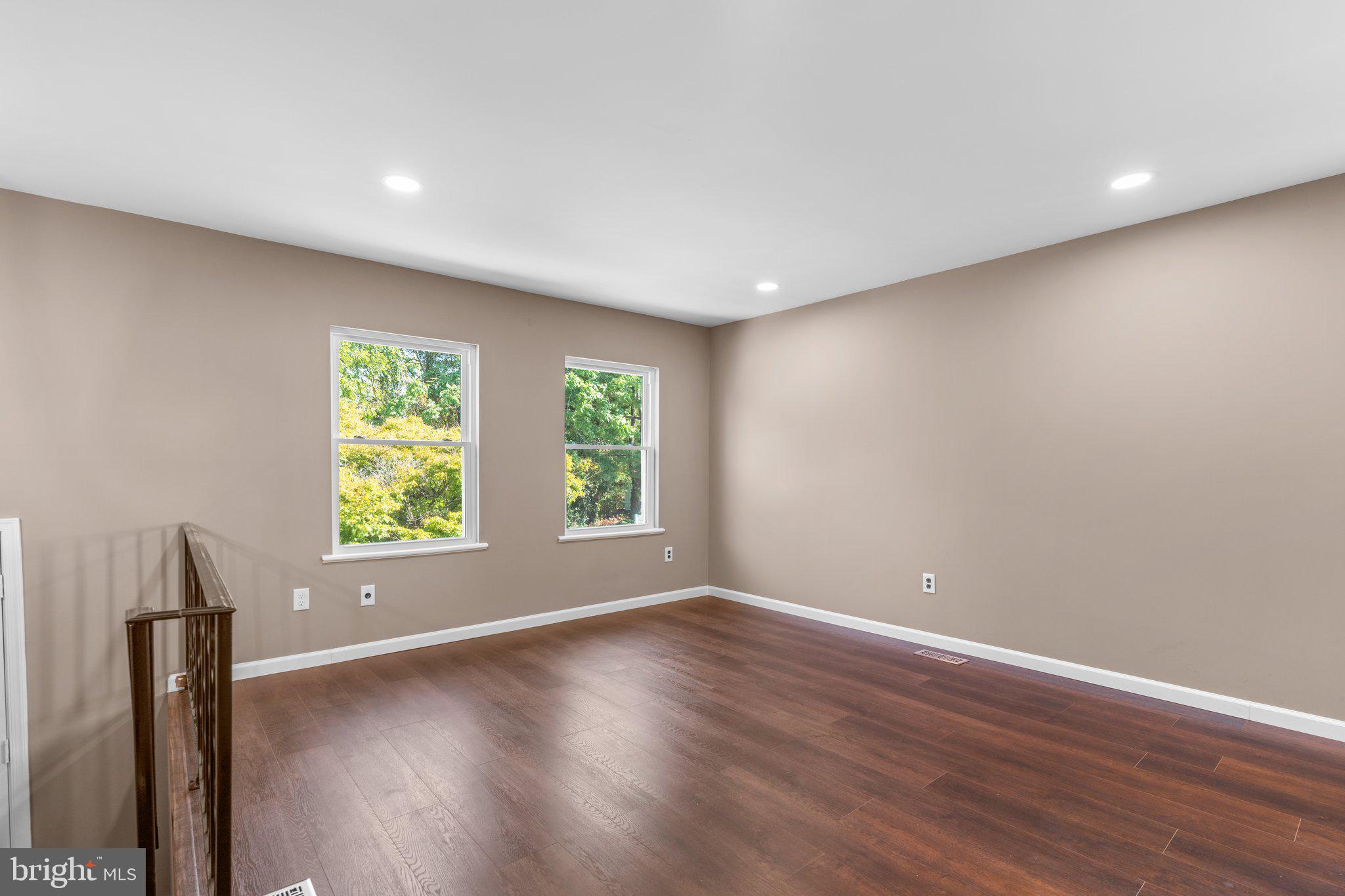 ROSEMONT - Residential