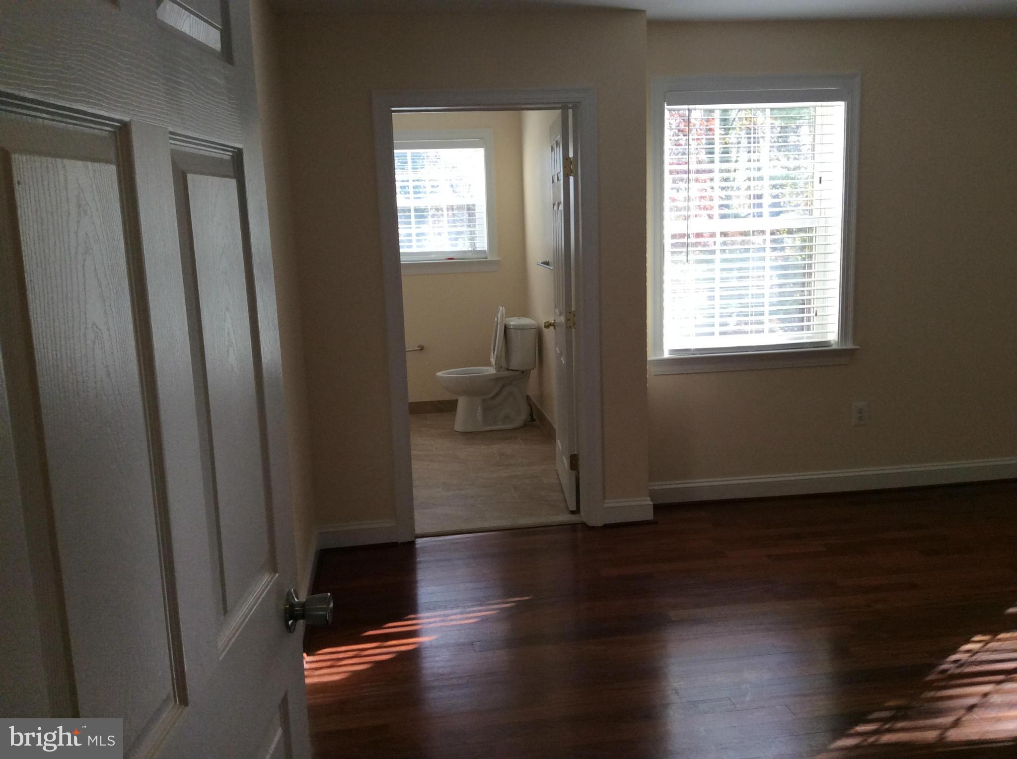 COLUMBIA OAKS - Residential