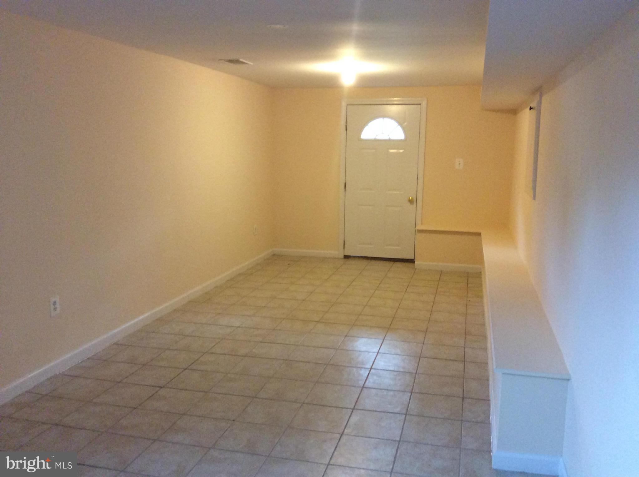 COLUMBIA OAKS - Residential