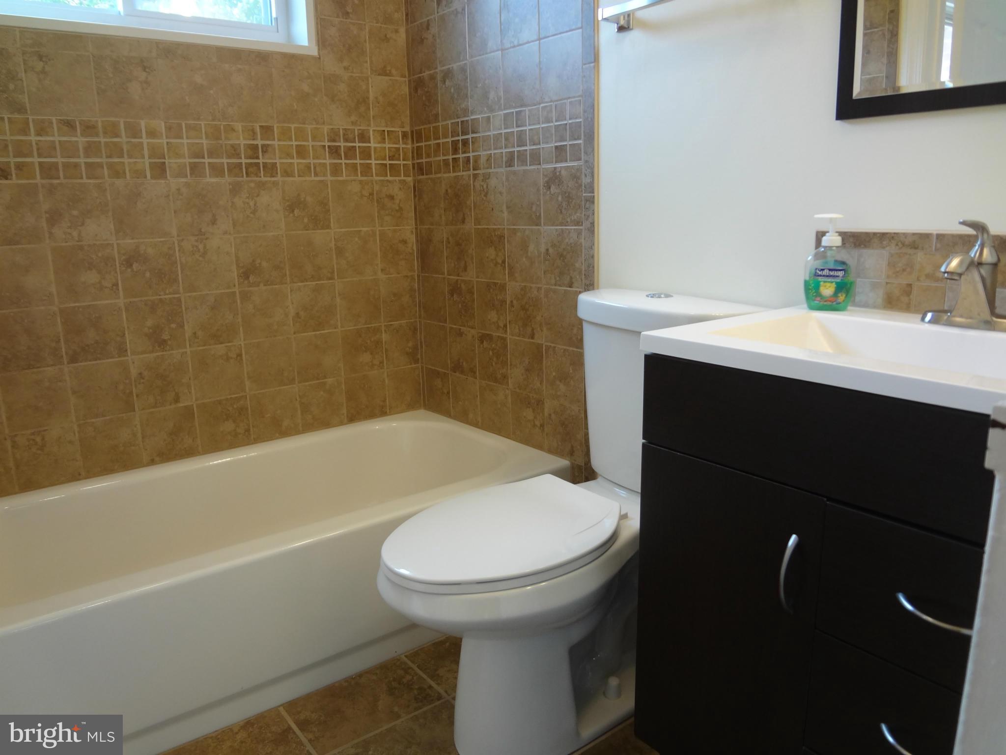 GLASSMANOR - Residential