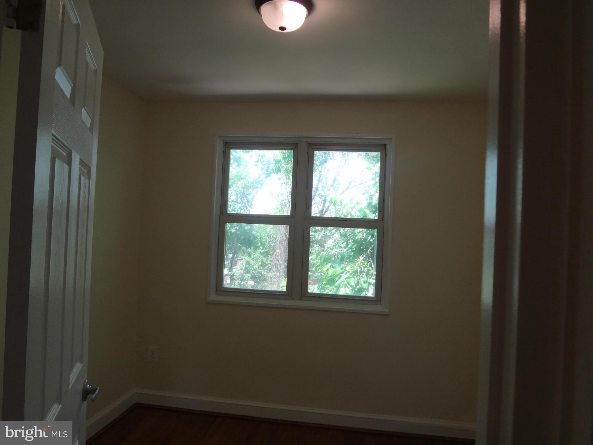 GLASSMANOR - Residential