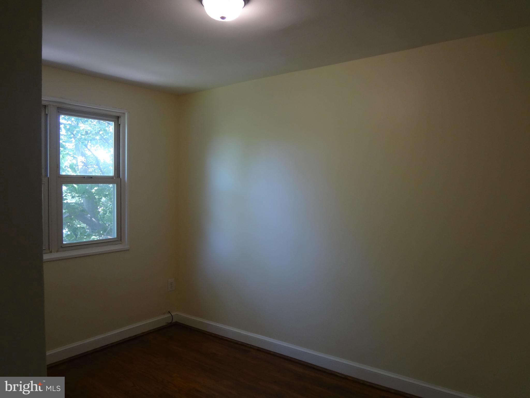 GLASSMANOR - Residential