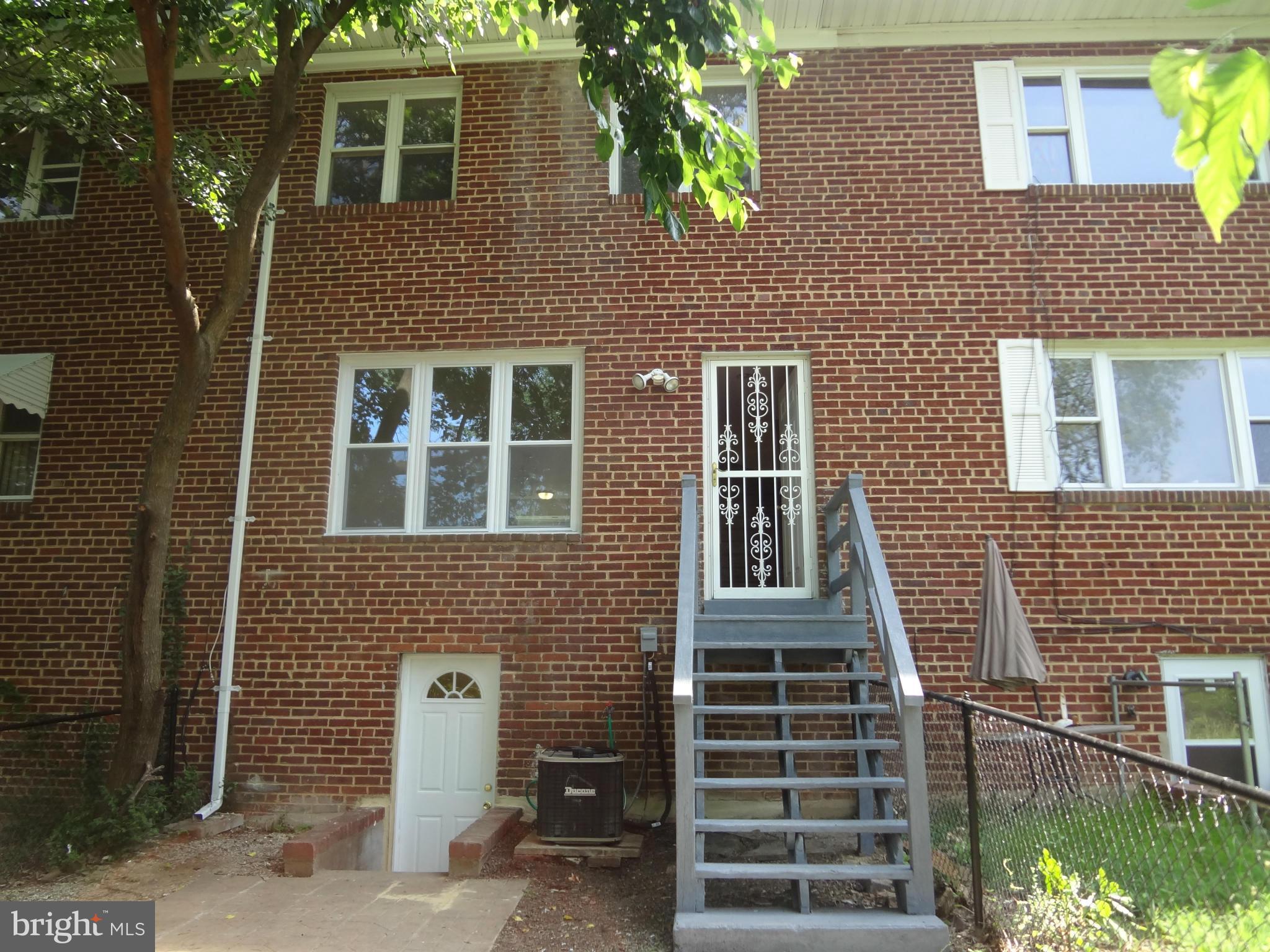 GLASSMANOR - Residential