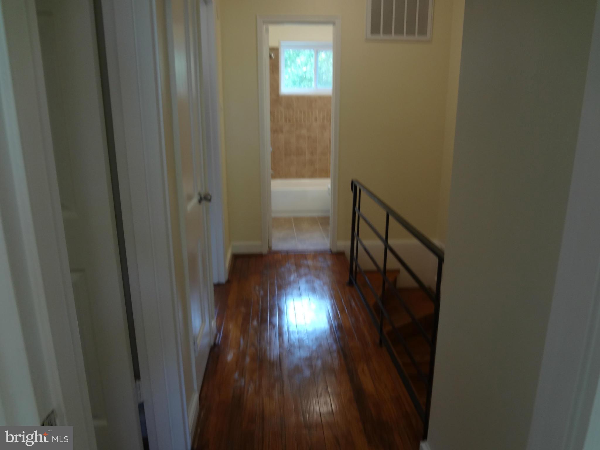 GLASSMANOR - Residential