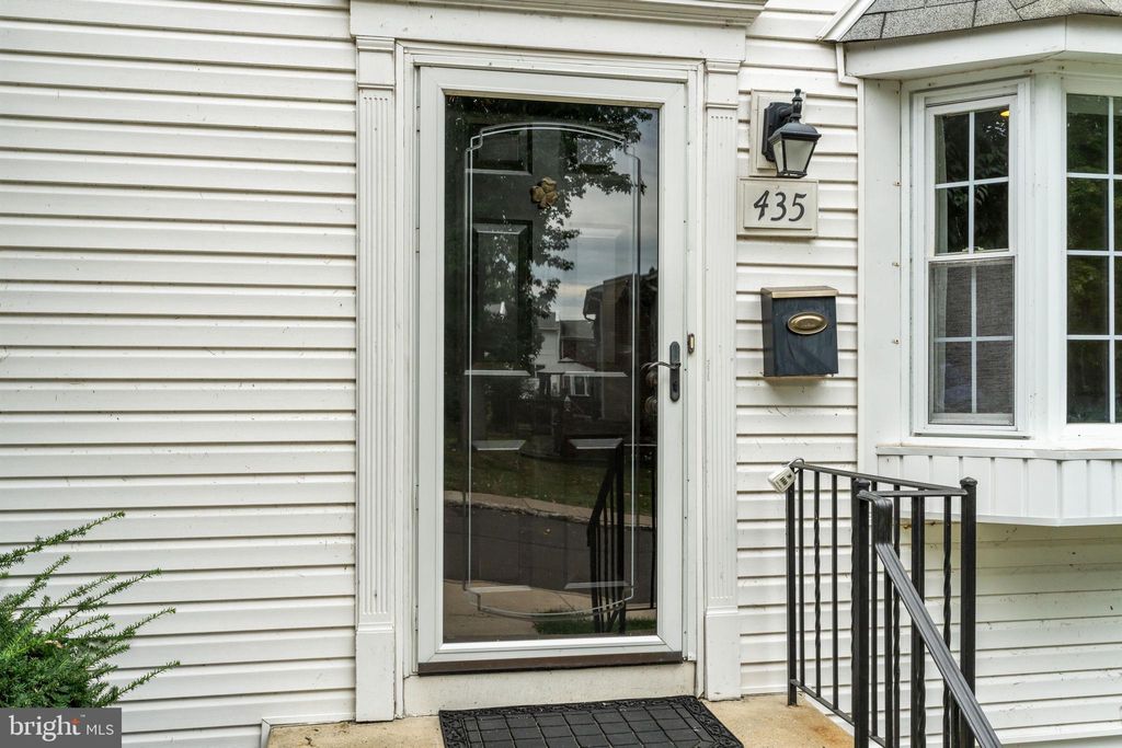 Photo of 435 N Mount Vernon Circle, BENSALEM, PA 19020 (MLS # PABU2106578)