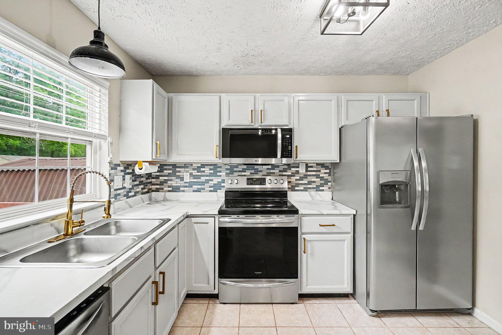 BEACON POINT - Residential
