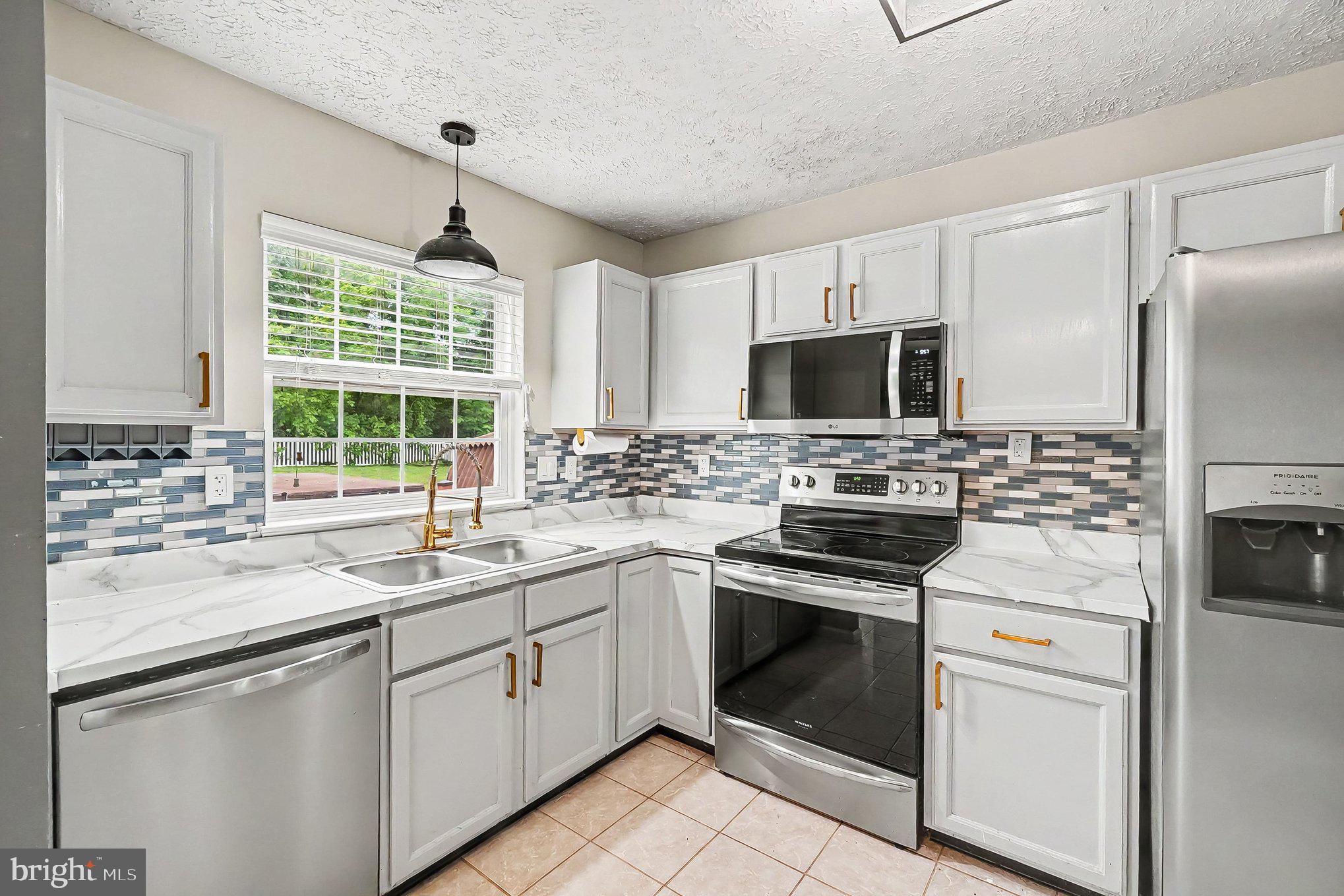 BEACON POINT - Residential