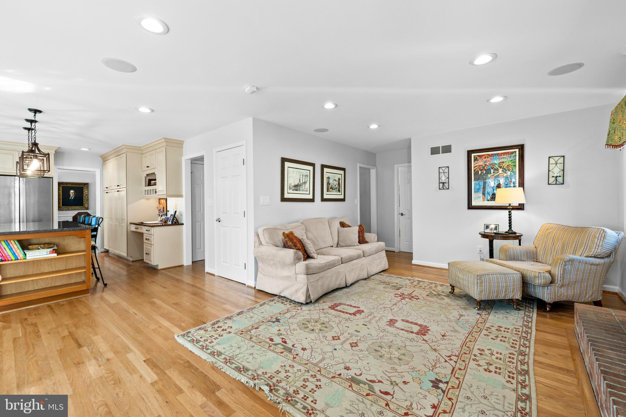 RAVENHURST - Residential