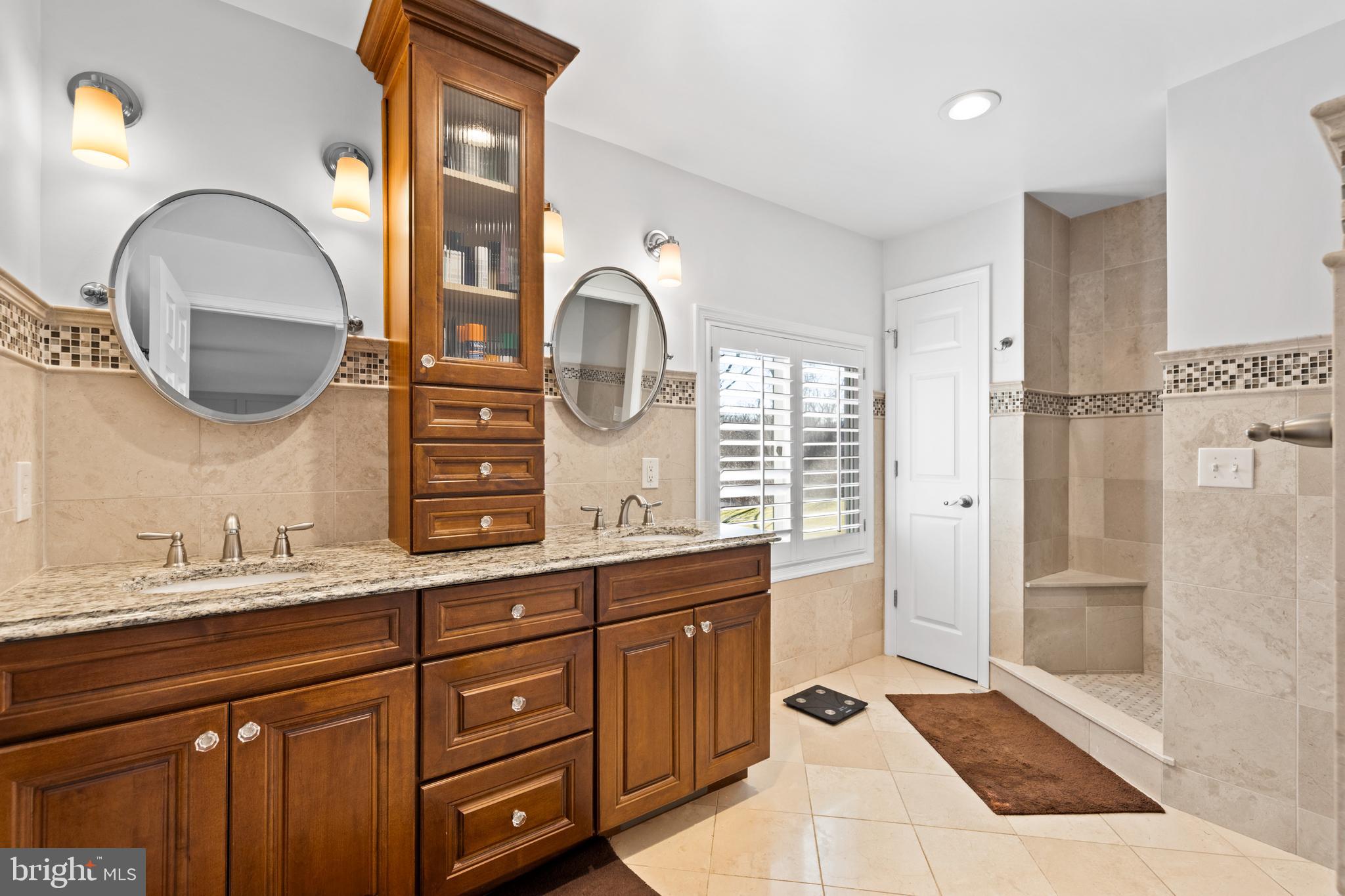 RAVENHURST - Residential