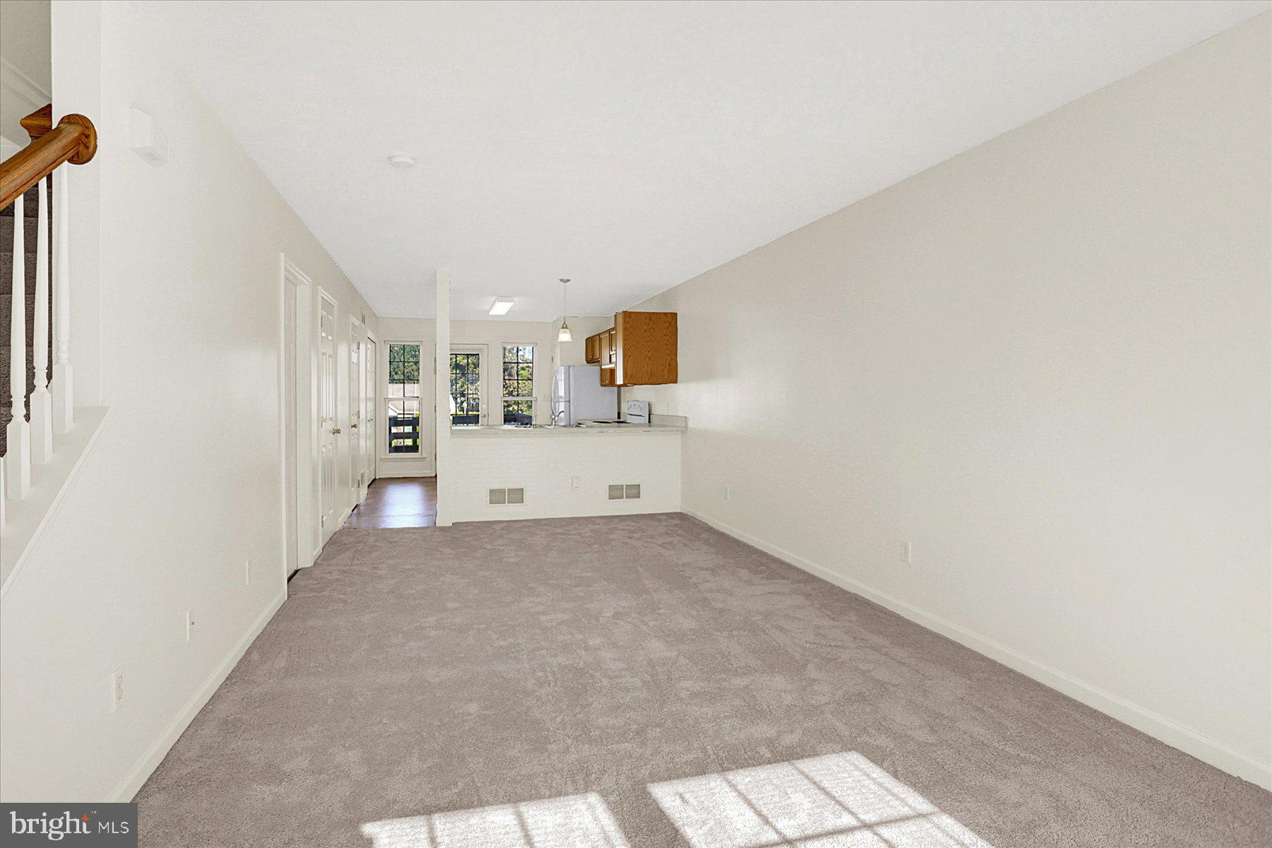 33 EASTWICK LANE