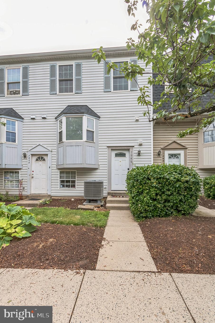 Charming & Sun-Filled Townhome in a Prime Location! This 3-bedroom, 1.5-bath, 2-story townhome is a fabulous find at an unbeatable price.
Step into a bright and welcoming space with large windows, an open layout, and beautiful acacia hardwood floors. The kitchen is fresh and functional, featuring quartz countertops, modern appliances, and plenty of cabinet space.
Upstairs, you'll find carpeted bedrooms with great natural light and good-sized closets, along with a full bath.
Enjoy cozy evenings by the fireplace and the convenience of in-home laundry located on the mid-level. Out back, the fully fenced yard is perfect for relaxing, gardening, or entertaining—plus it backs to a common area for added privacy. Just a short walk to shopping and amenities, this home also includes 1 reserved parking spot.
If you're looking for charm, convenience, and value, this one checks all the boxes!