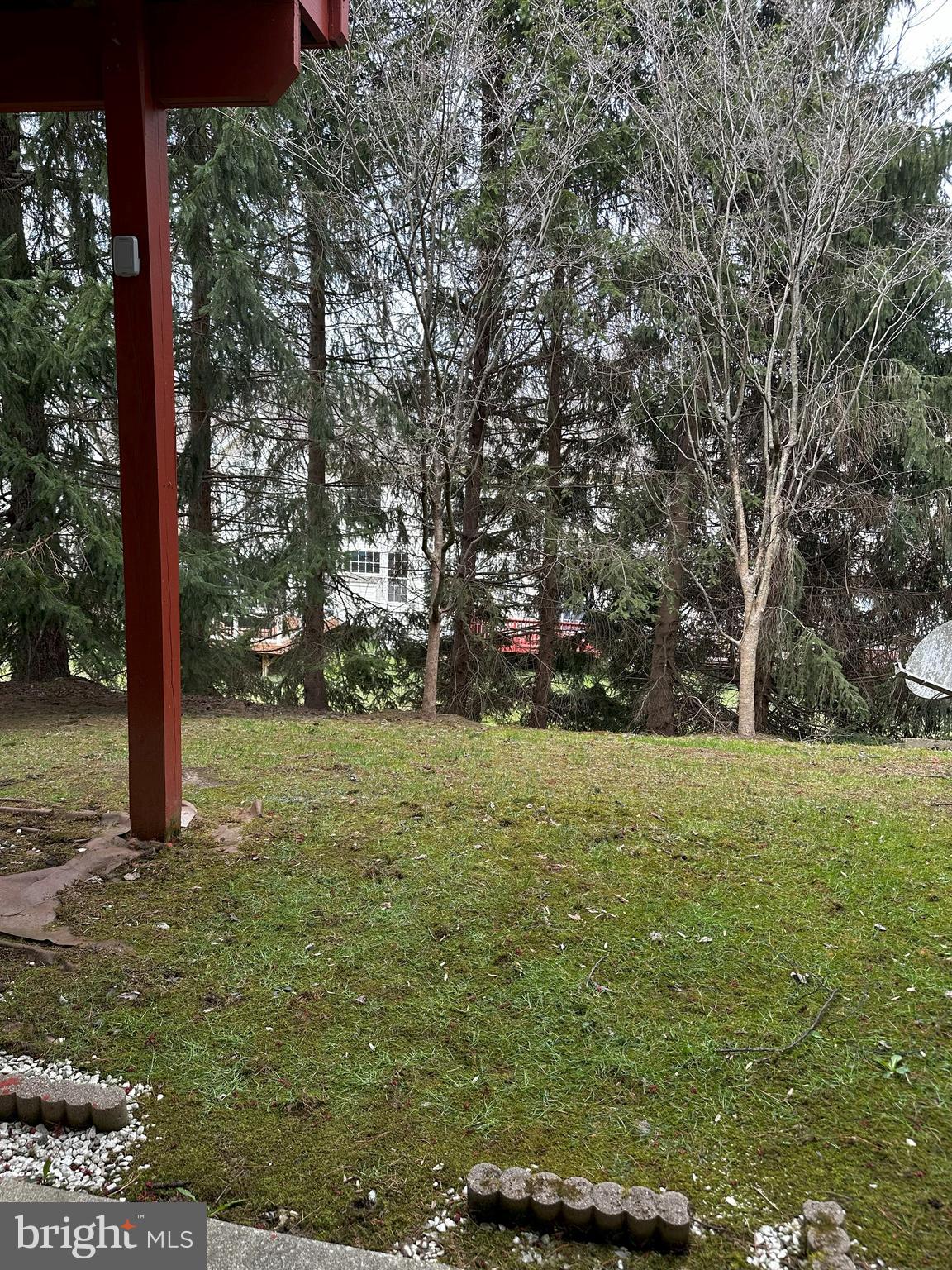 WHITELAND WOODS - Residential Lease