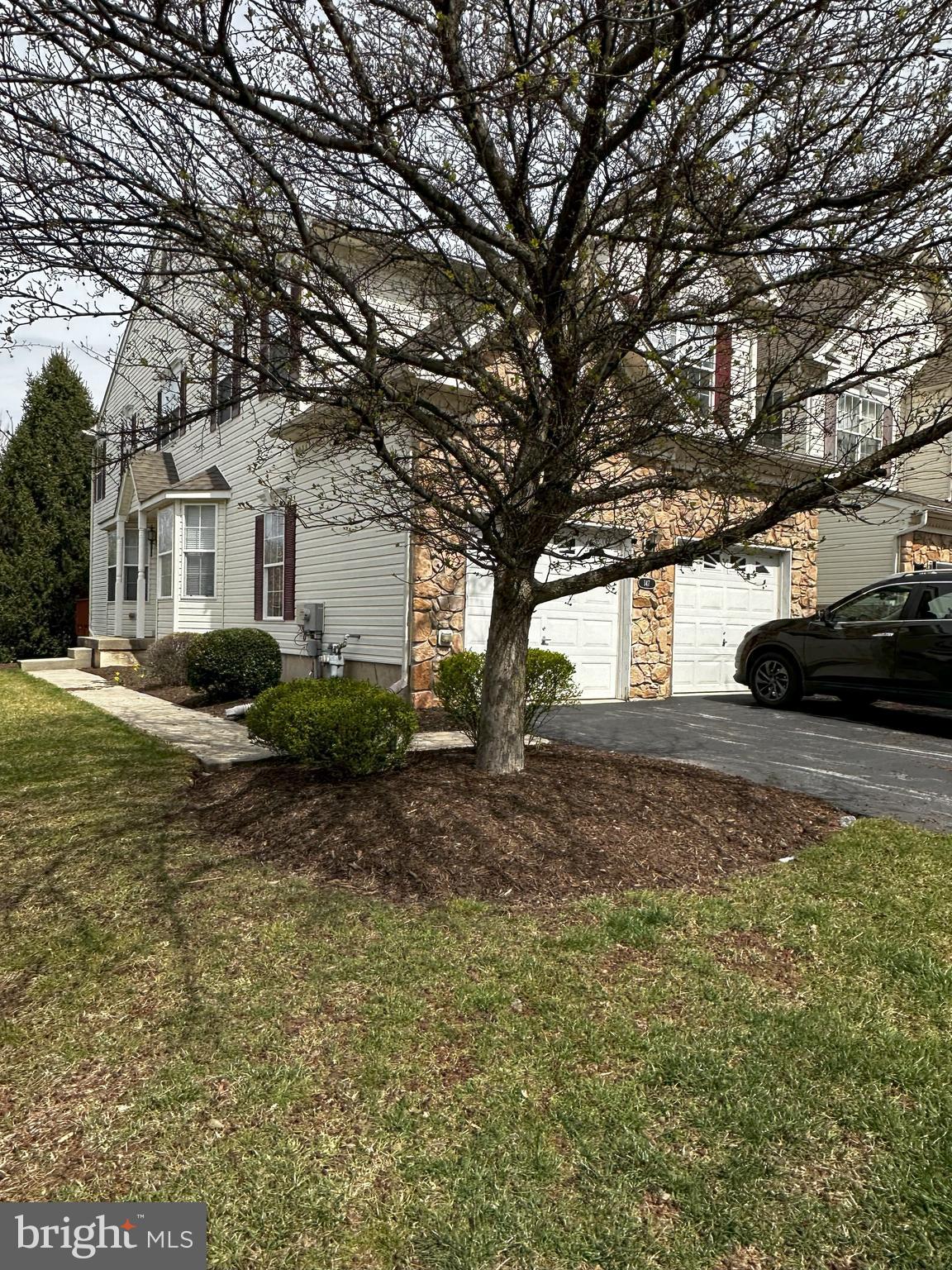 WHITELAND WOODS - Residential Lease