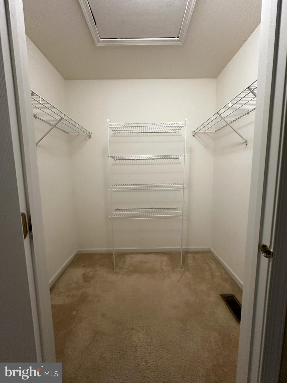 WHITELAND WOODS - Residential Lease