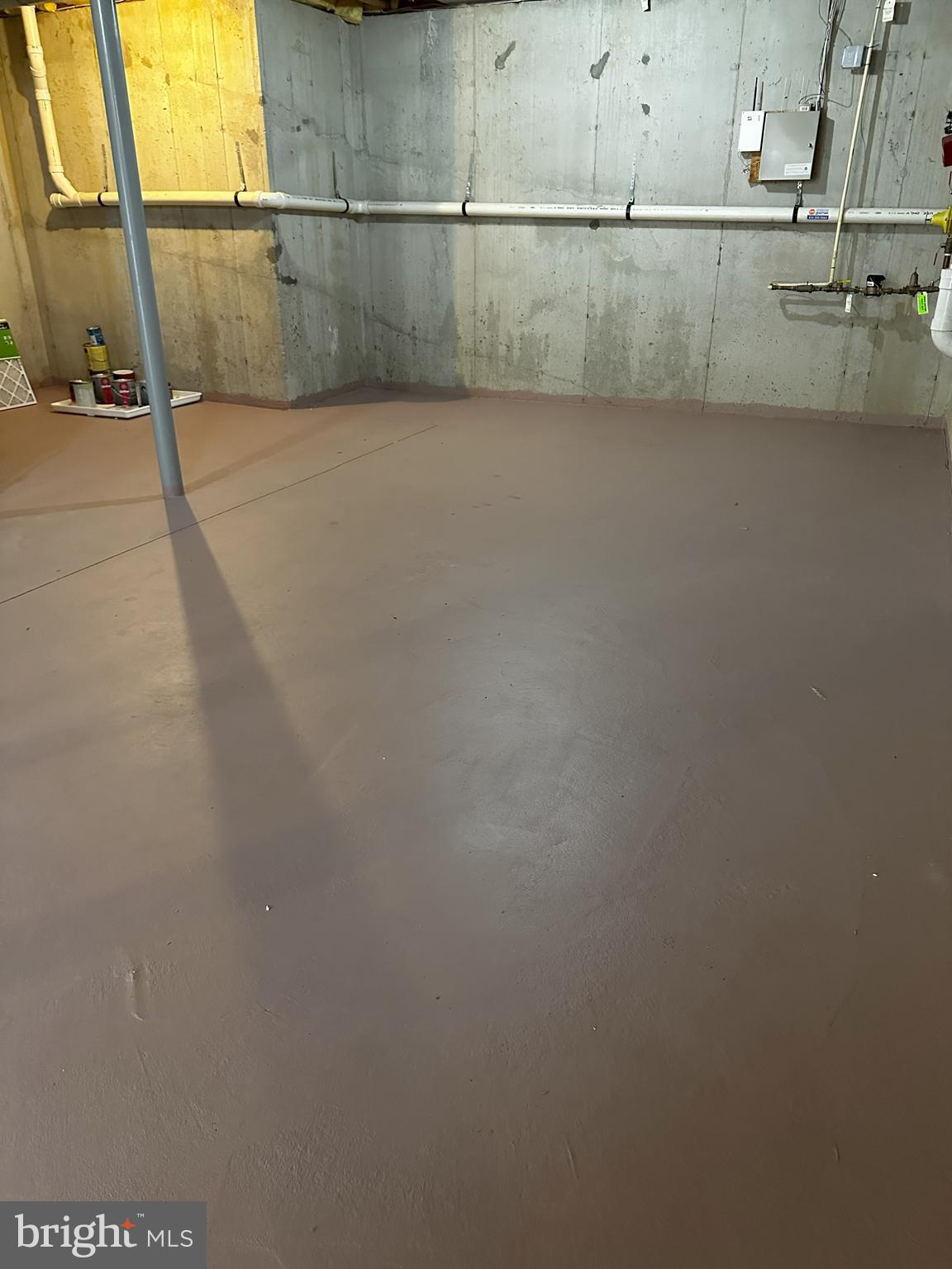 WHITELAND WOODS - Residential Lease