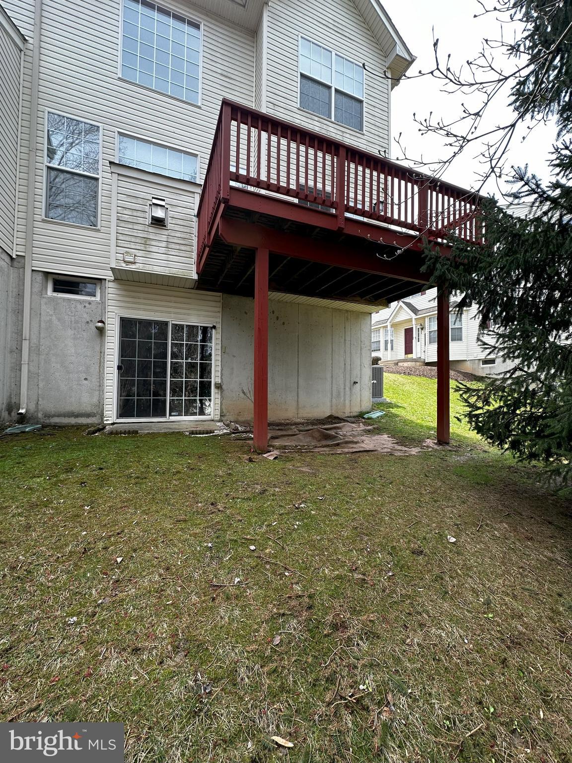 WHITELAND WOODS - Residential Lease