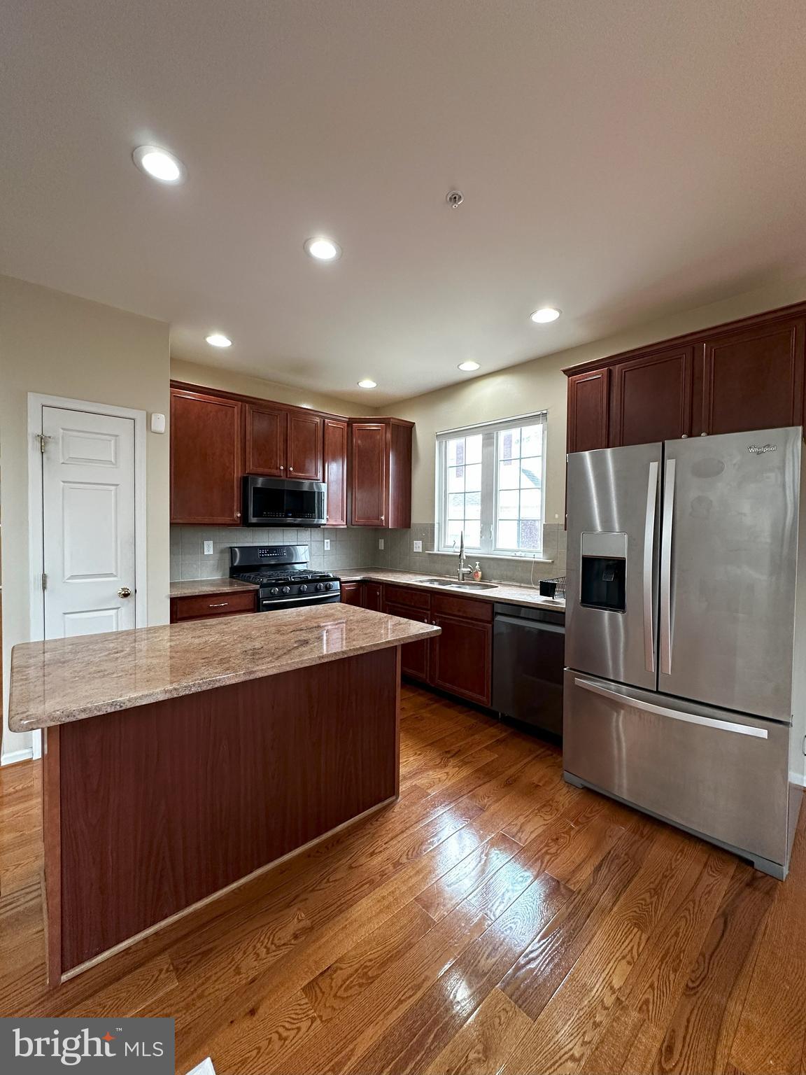 WHITELAND WOODS - Residential Lease