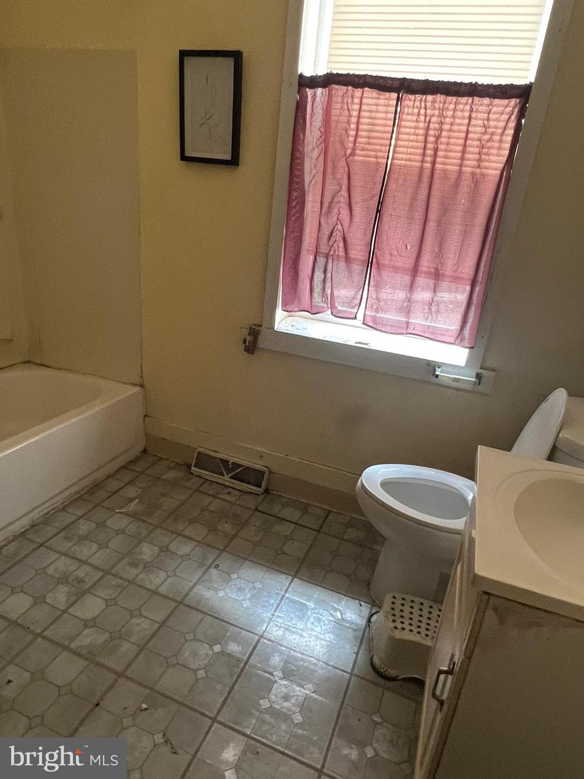 LOGAN - Residential