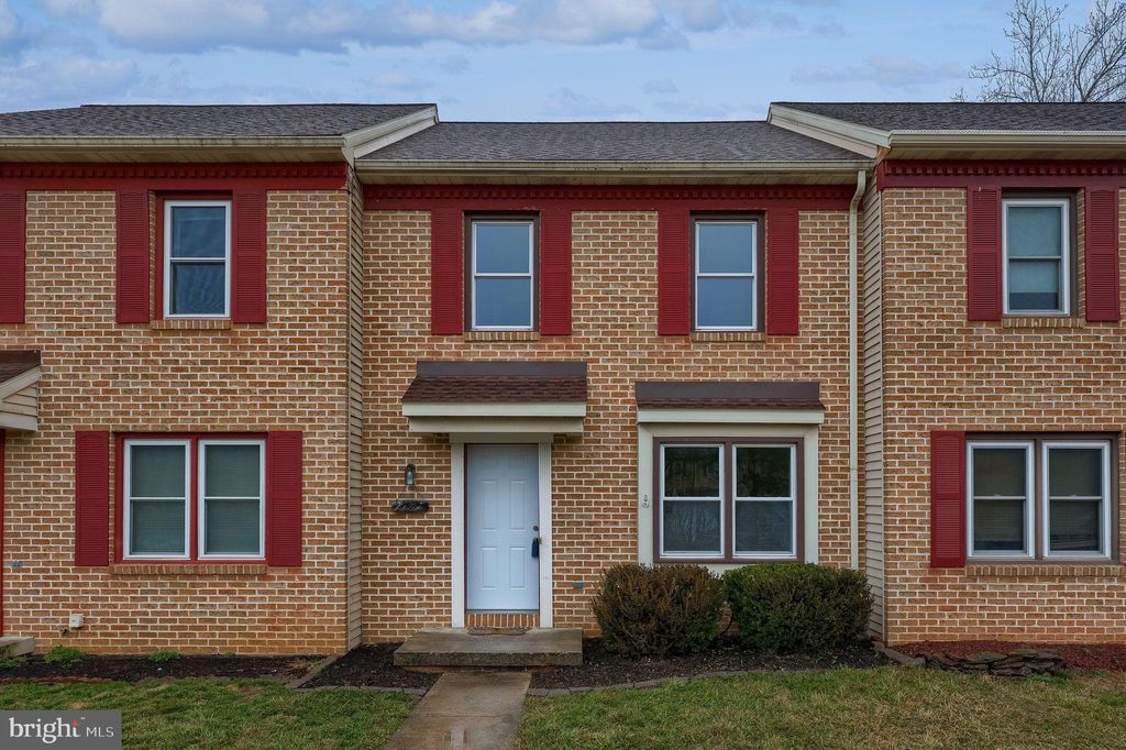 Photo of 2227 Olde Meadow Court, EAST PETERSBURG, PA 17520 (MLS # PALA2084028)