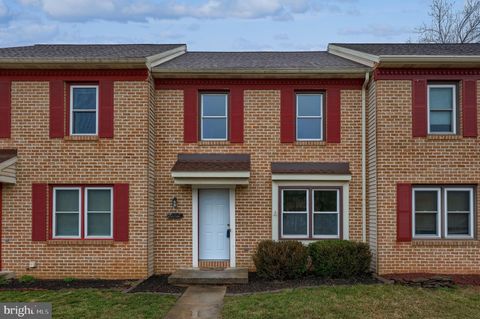 2227 OLDE MEADOW COURT EAST PETERSBURG PA 17520