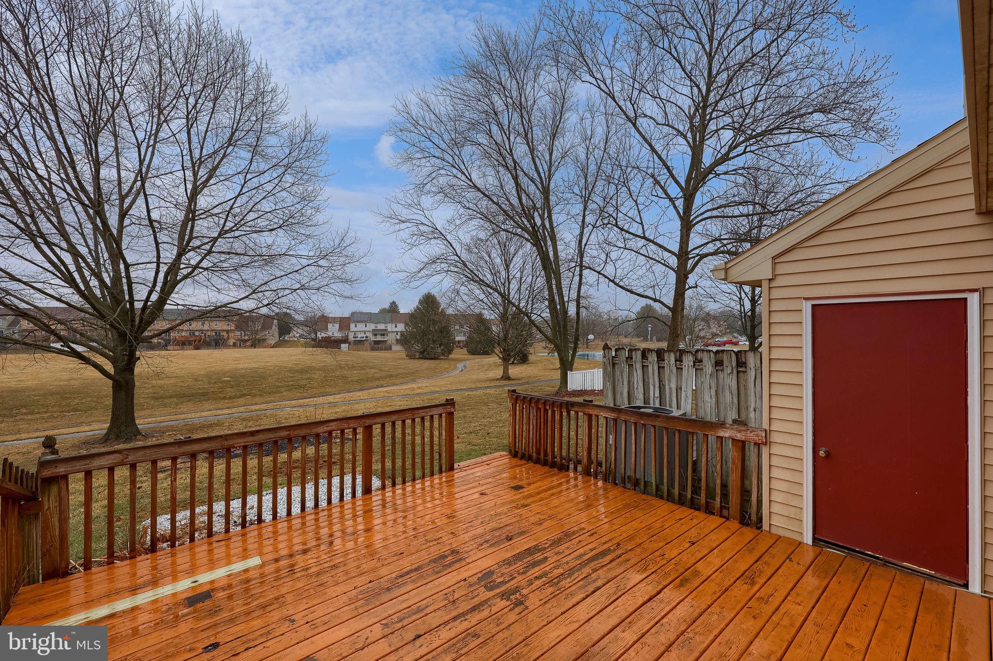 CONSTITUTION SQUARE - Residential