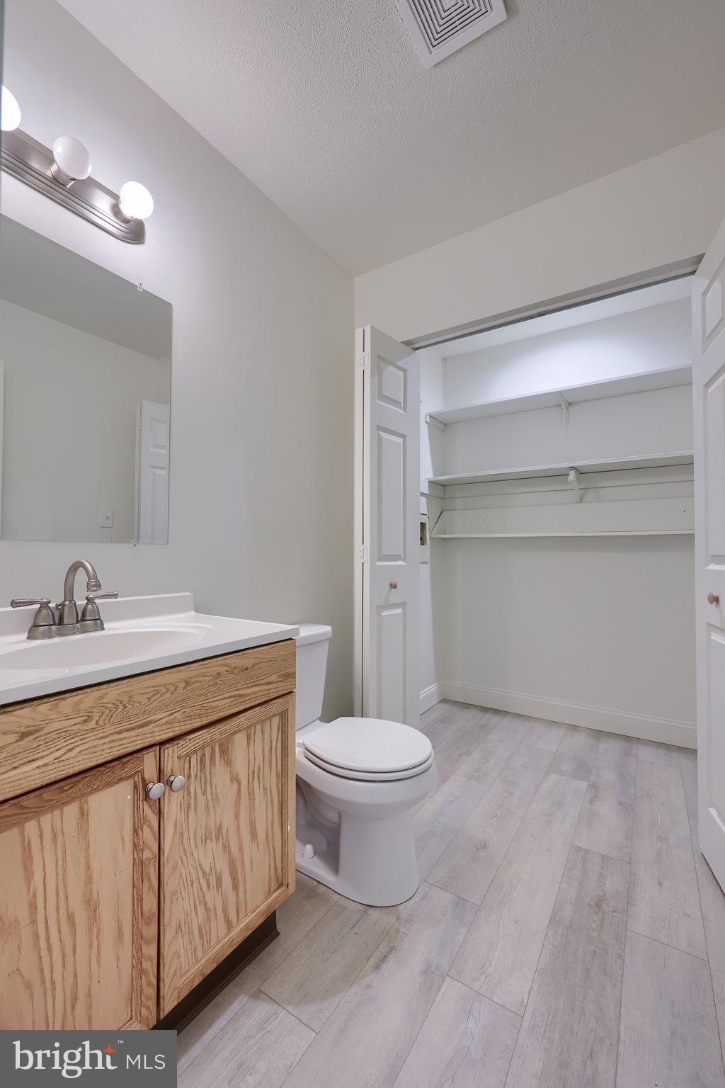 CONSTITUTION SQUARE - Residential