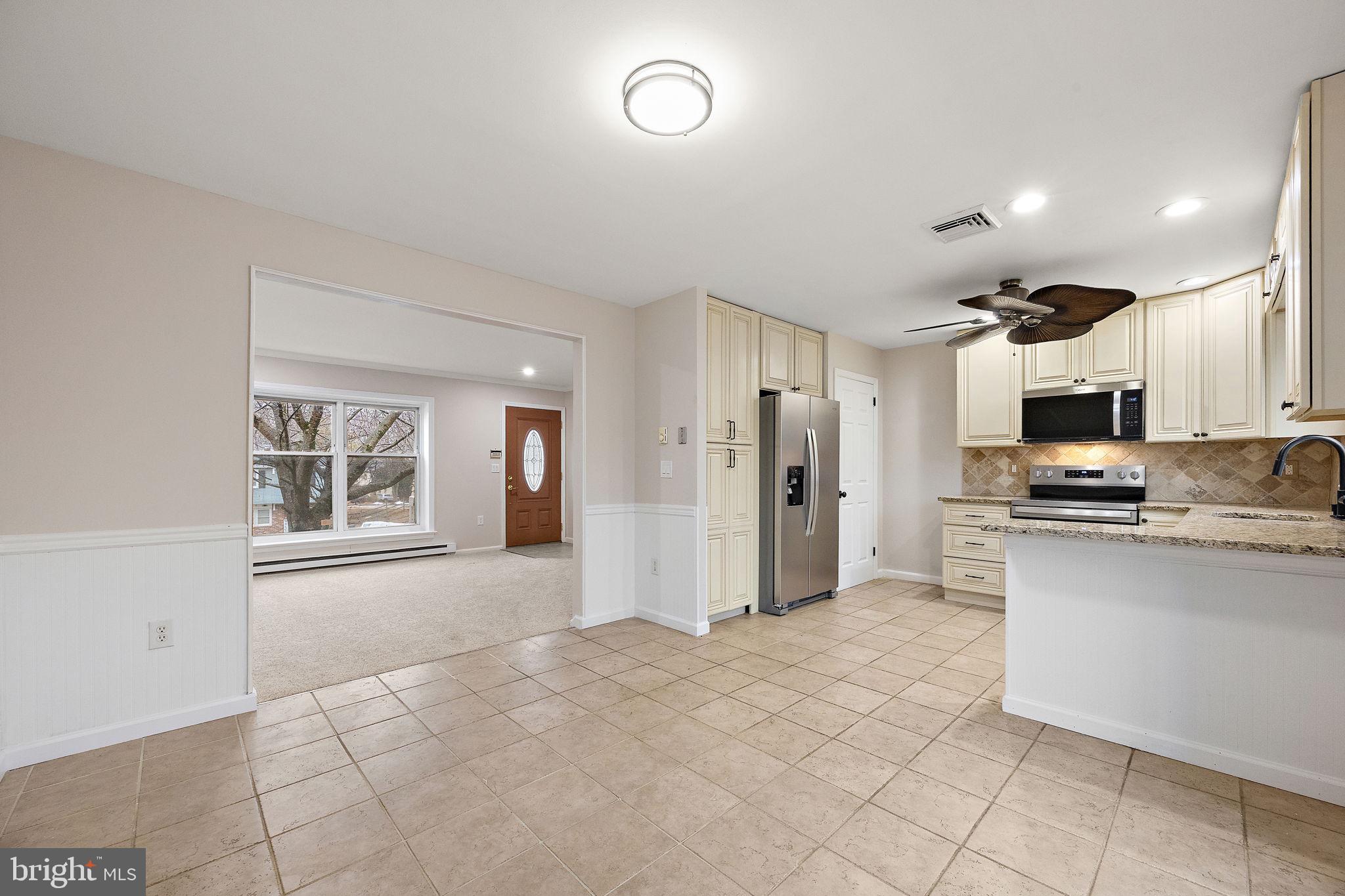 INGLESIDE VILLAGE - Residential