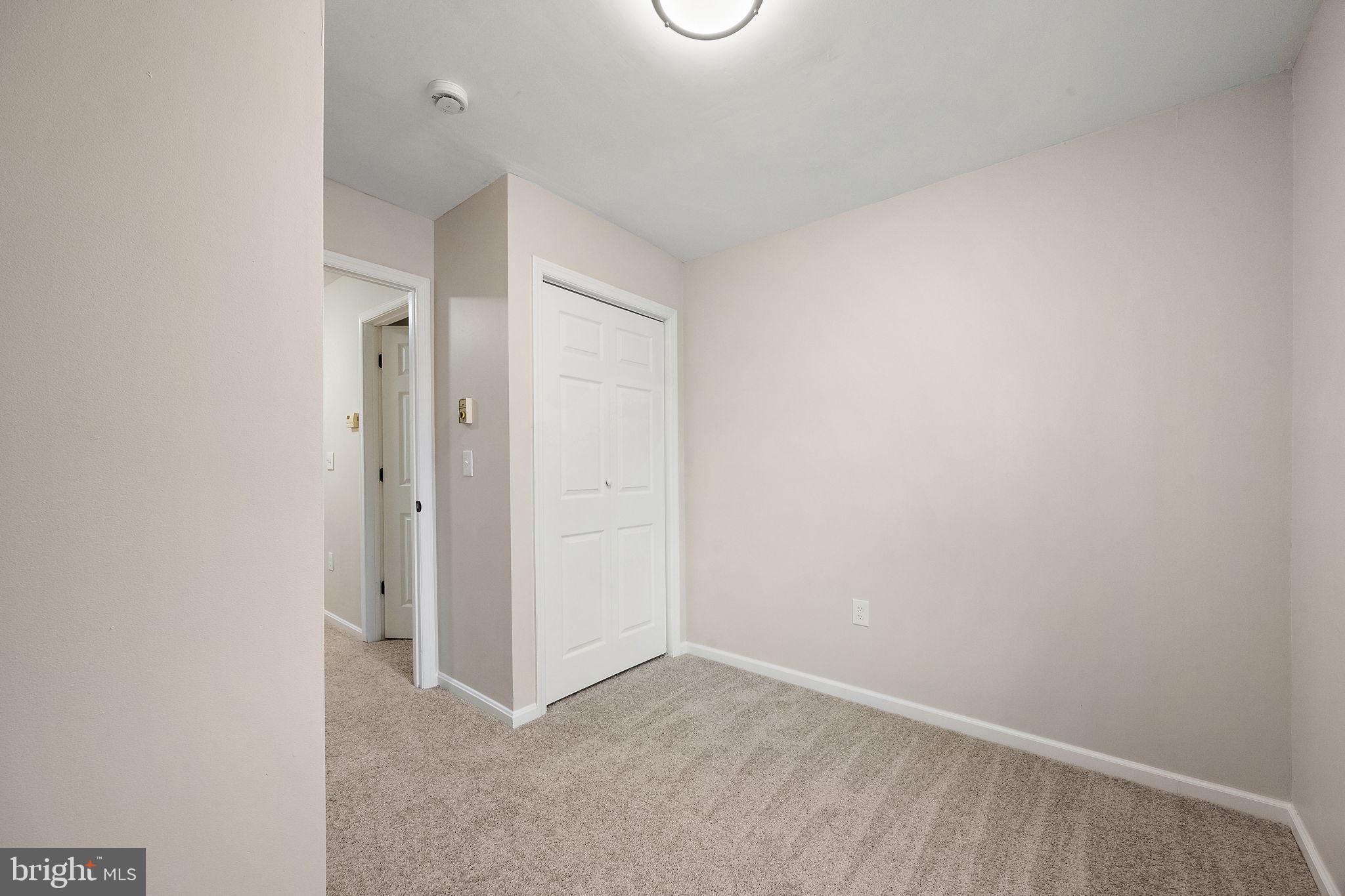 INGLESIDE VILLAGE - Residential