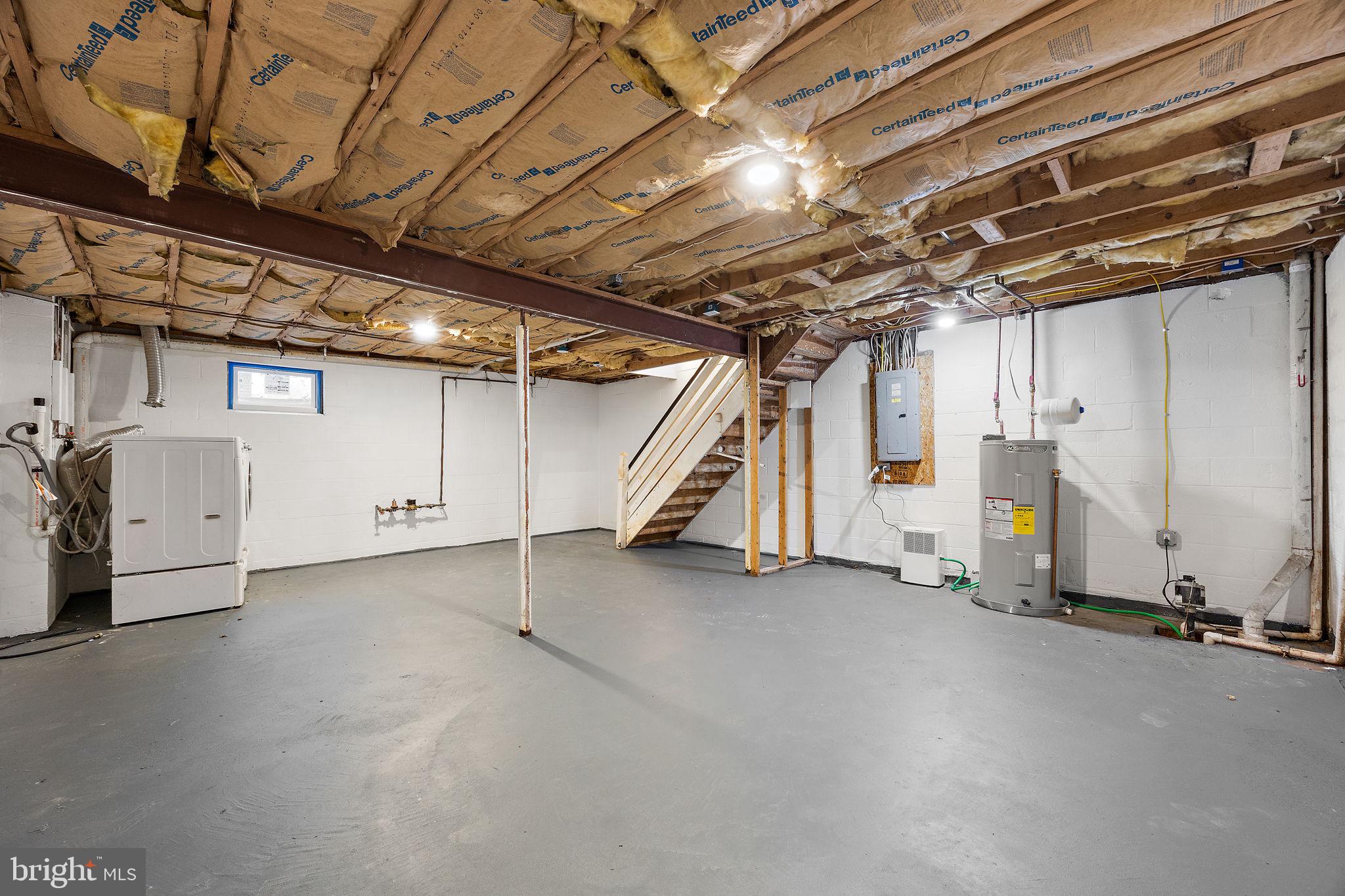 INGLESIDE VILLAGE - Residential