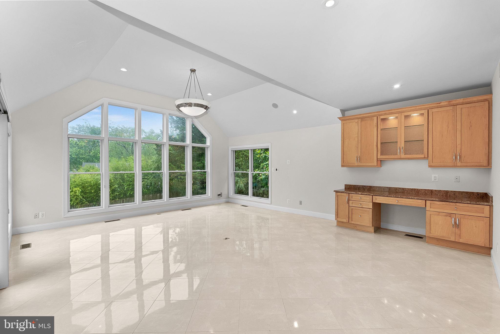 WYNFIELD - Residential