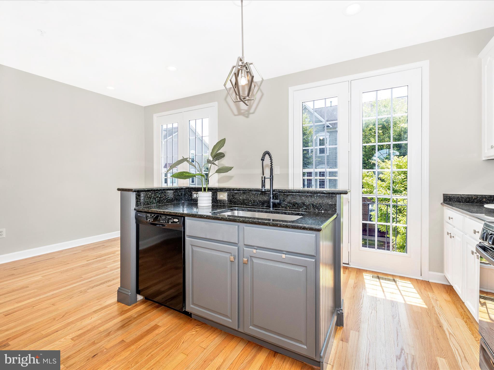 VILLAGES OF URBANA - Residential