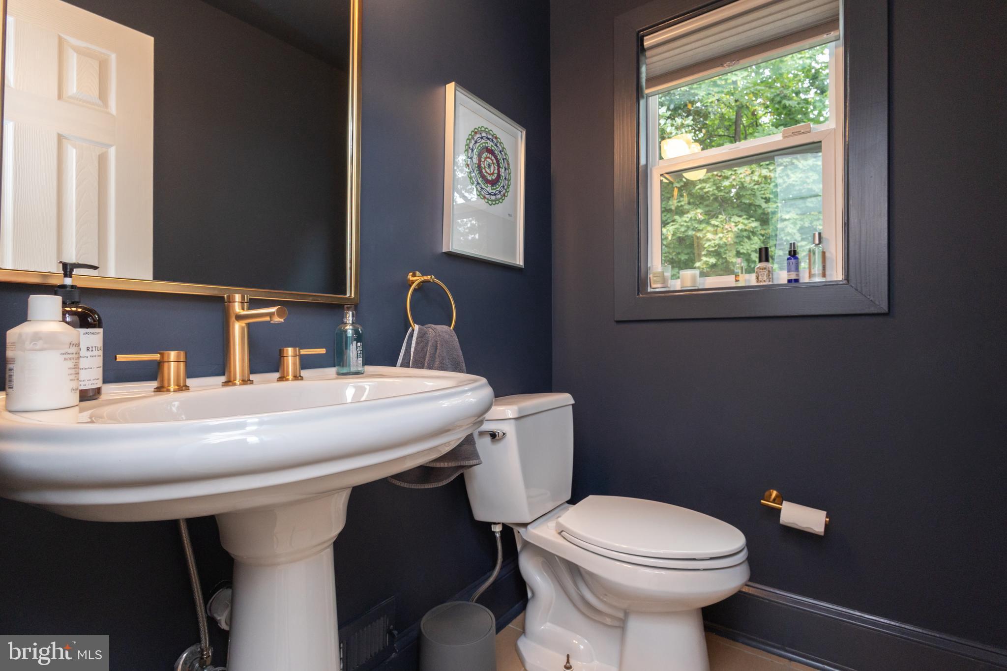 LYON PARK - Residential Lease