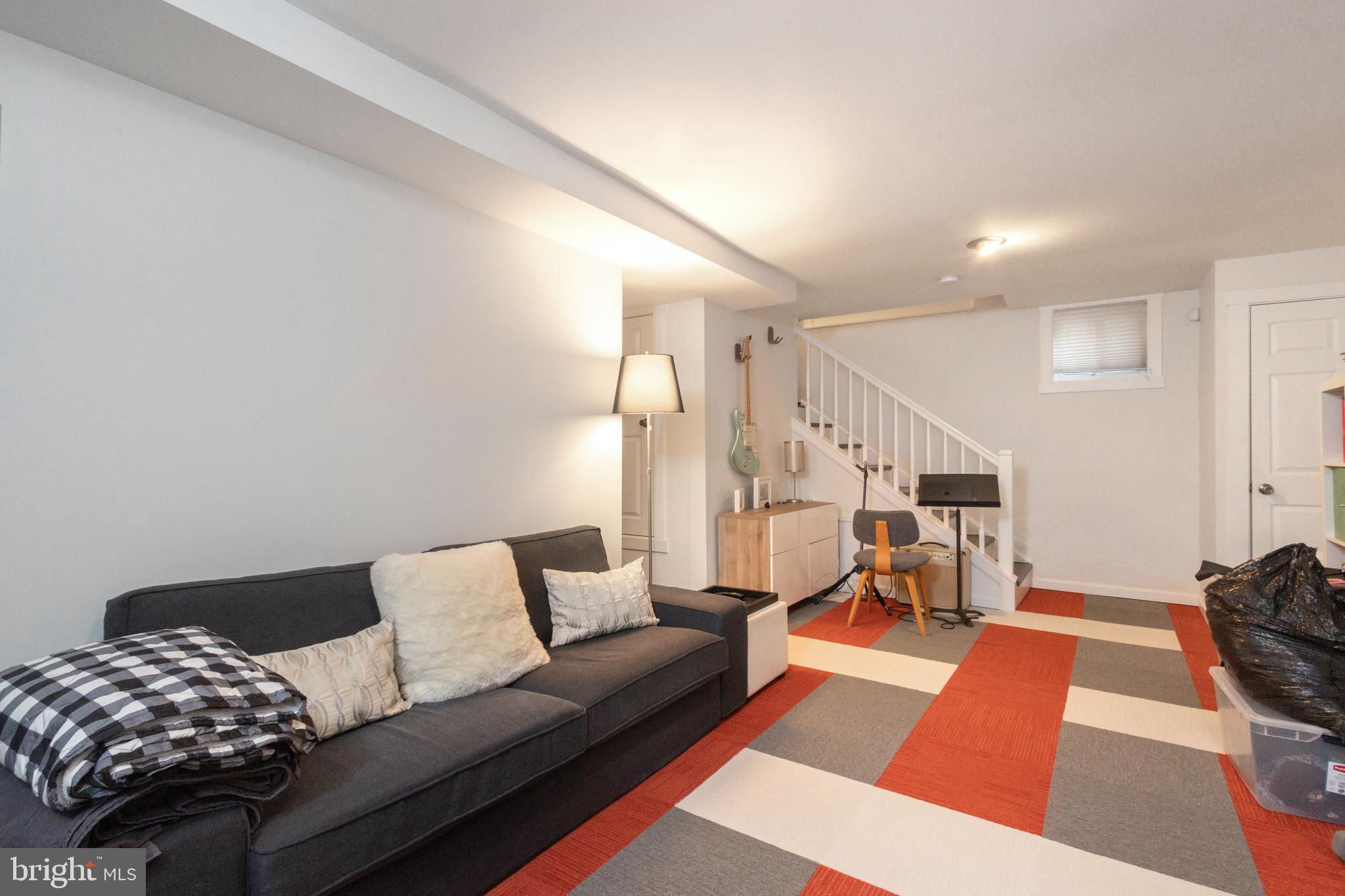 LYON PARK - Residential Lease