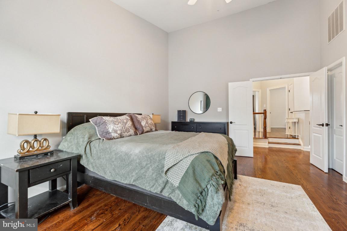 ROSE HILL FALLS - Residential