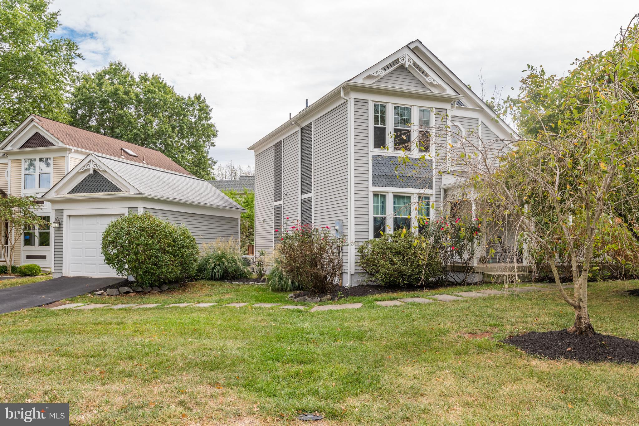 COUNTRYSIDE - Residential