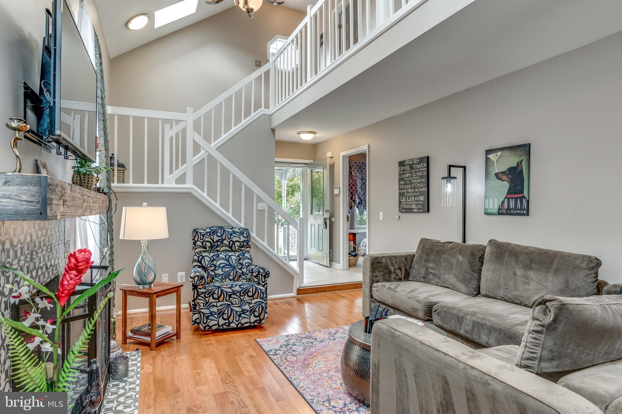 COUNTRYSIDE - Residential