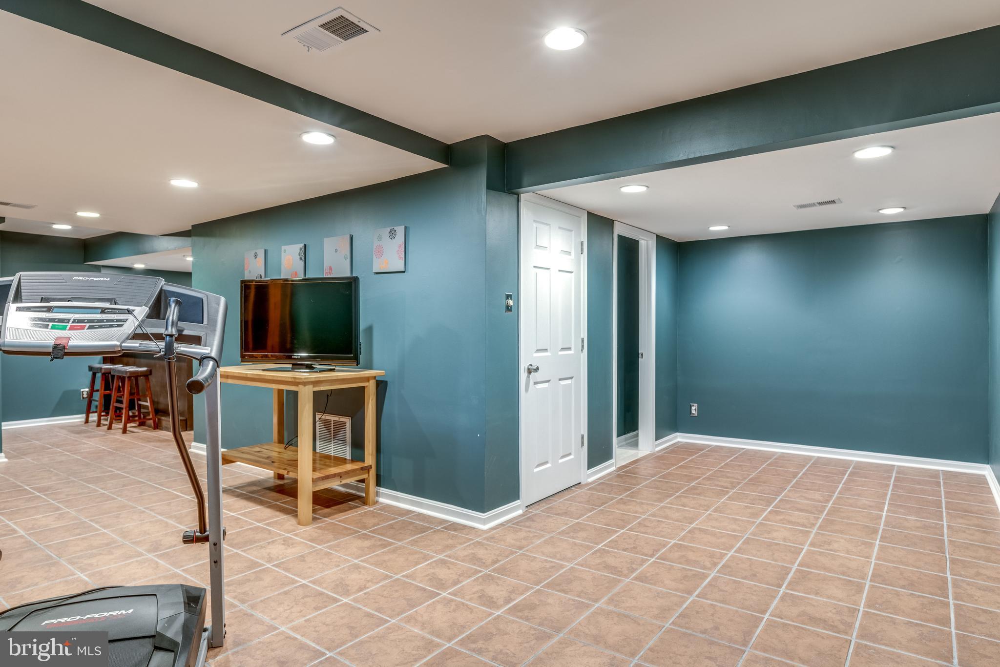 COUNTRYSIDE - Residential