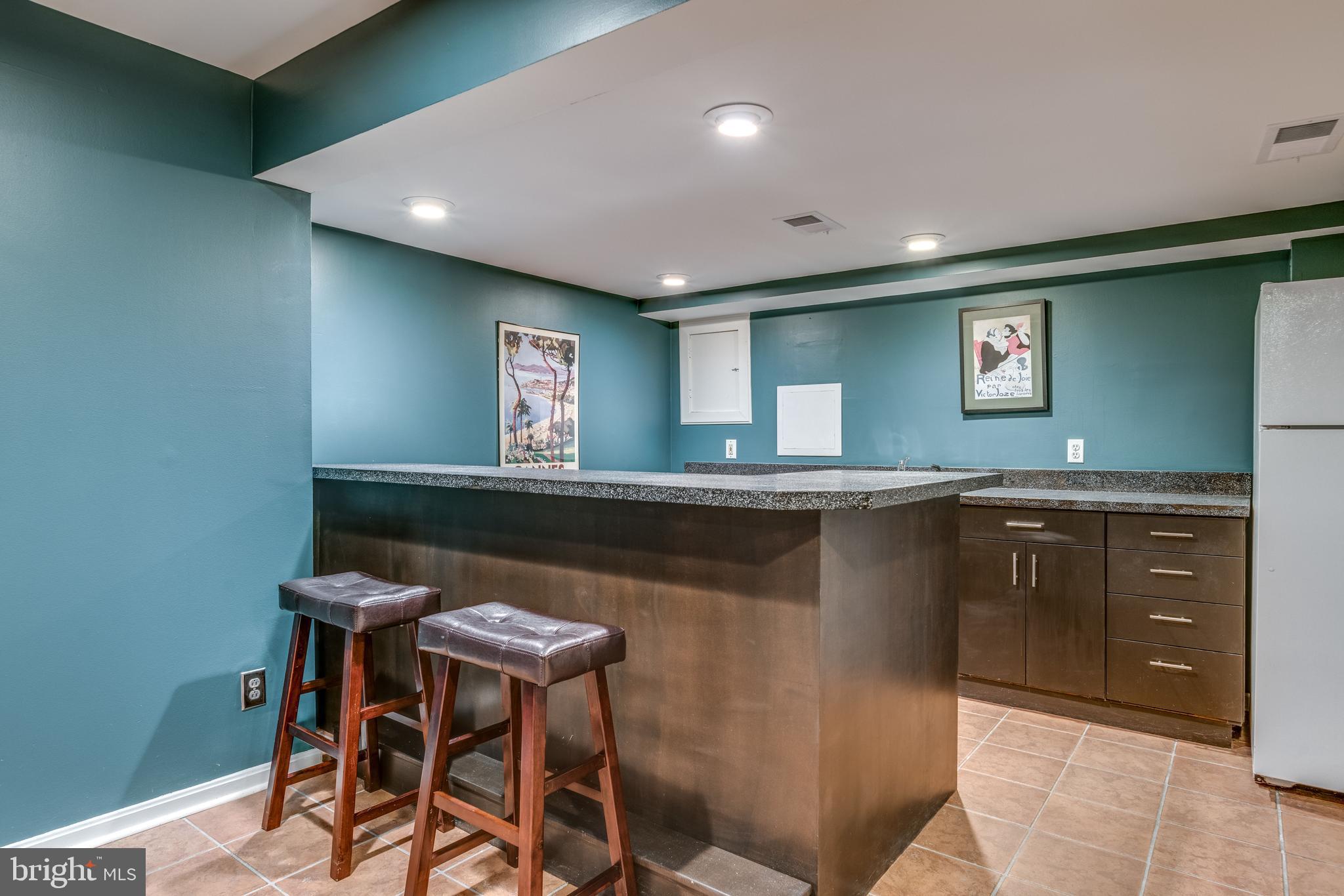 COUNTRYSIDE - Residential